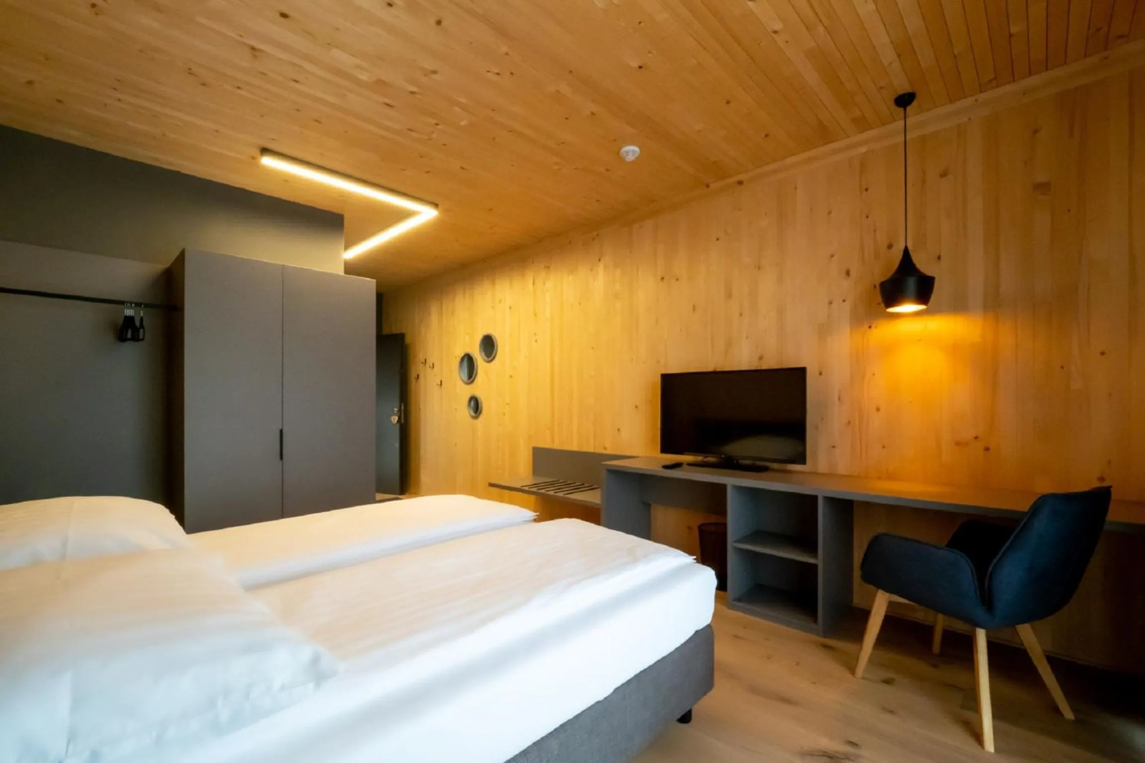 Bed in GästeHAUS & HOFladen Familie Öllerer