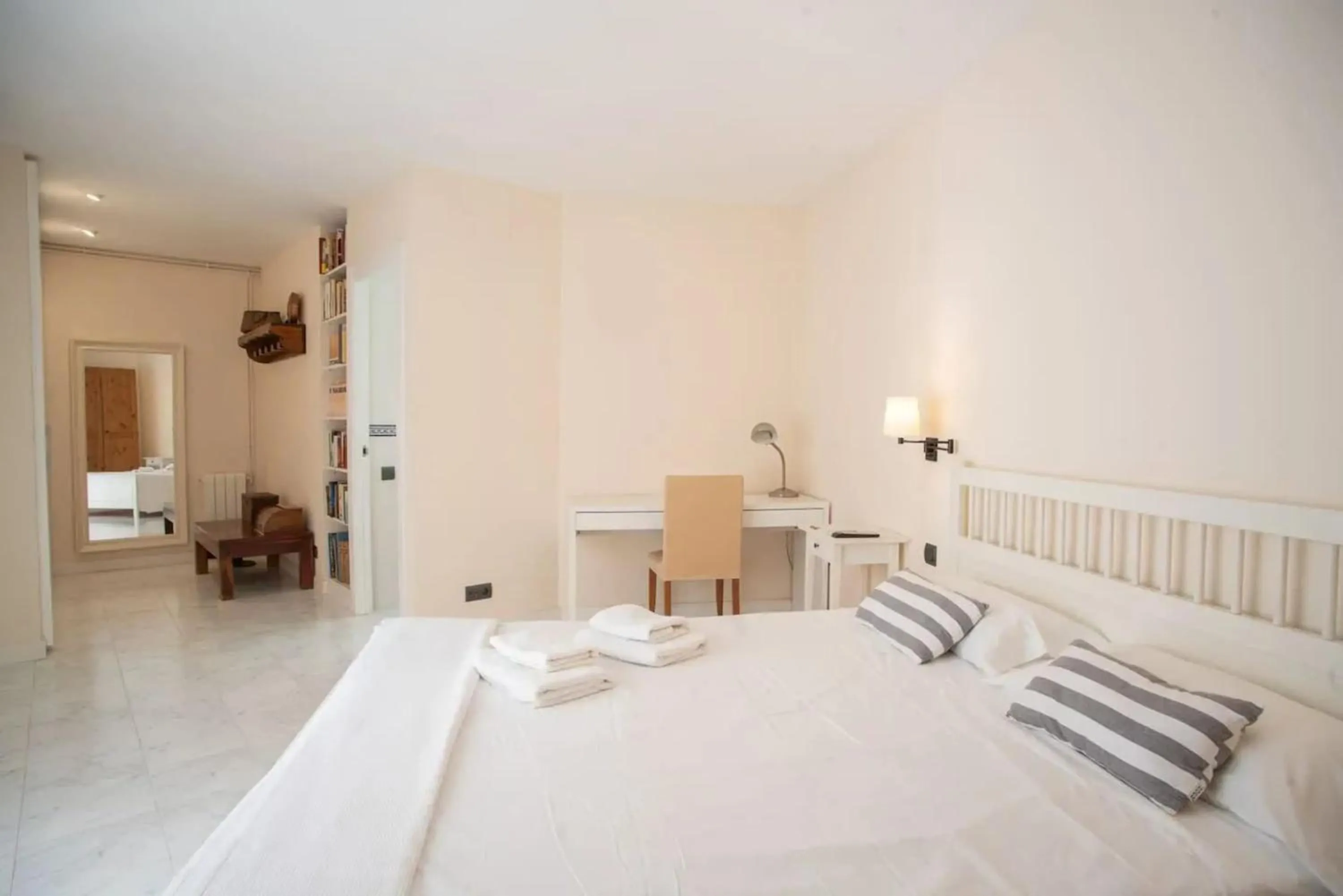 Photo of the whole room, Bed in Comfortable House in Sitges with Shared Pool