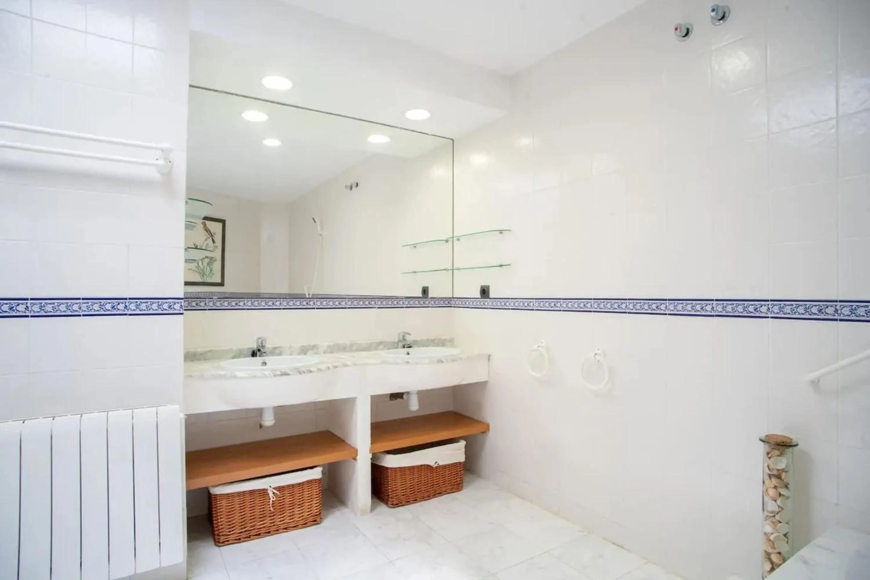 Bathroom in Comfortable House in Sitges with Shared Pool
