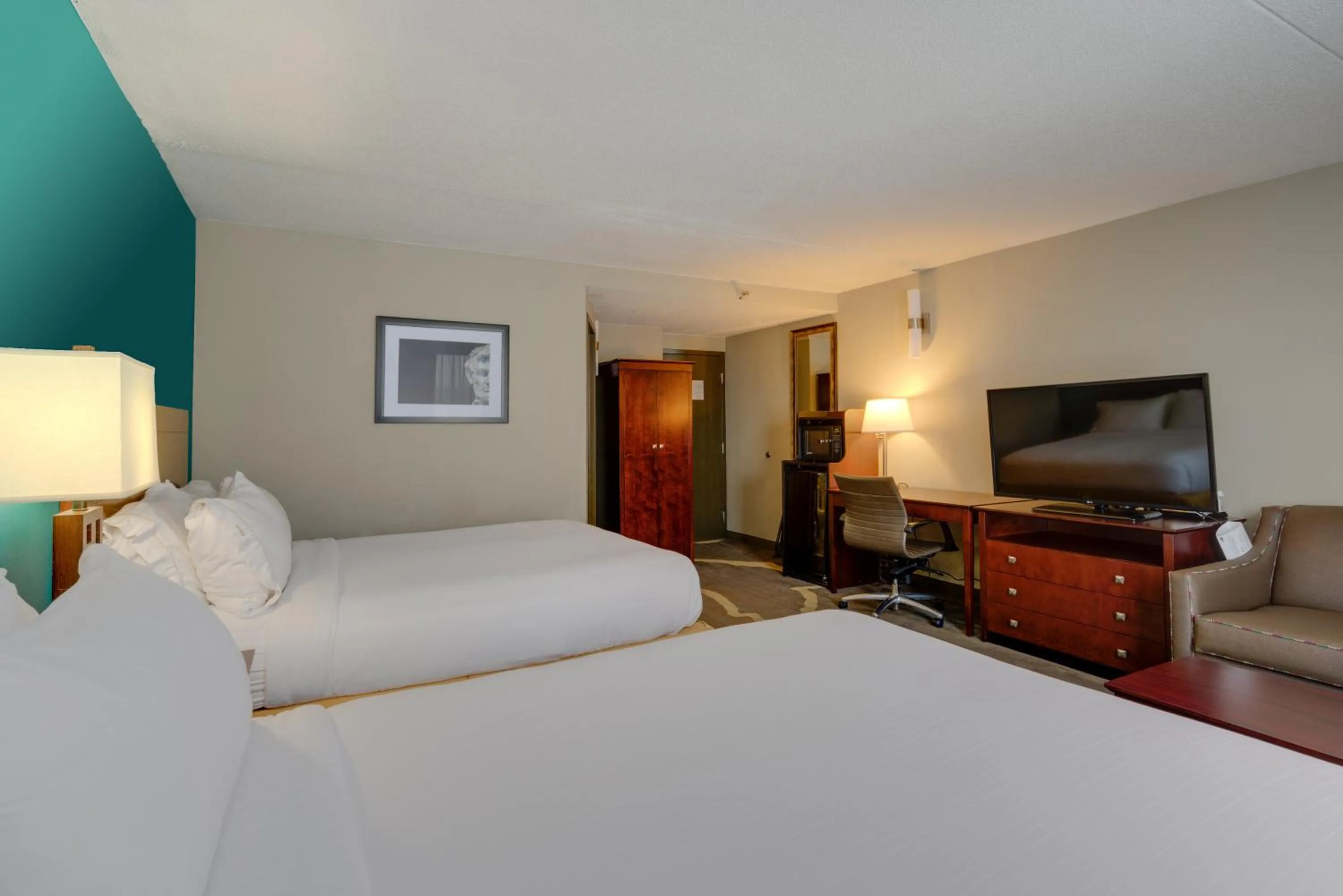 Photo of the whole room, Bed in Holiday Inn Express Washington DC East- Andrews AFB by IHG