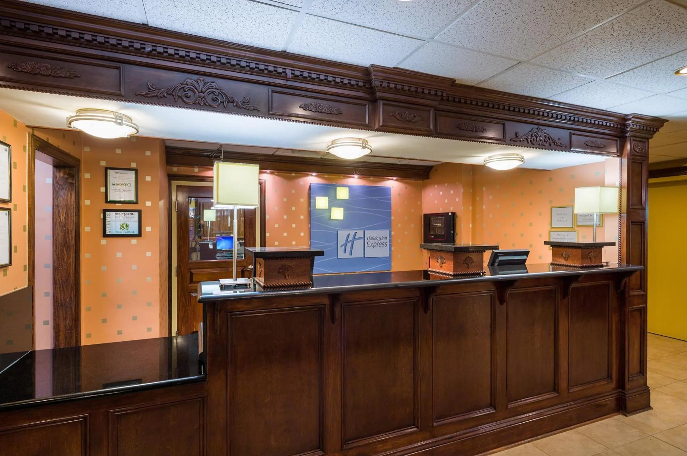 Lobby or reception in Holiday Inn Express Washington DC East- Andrews AFB by IHG