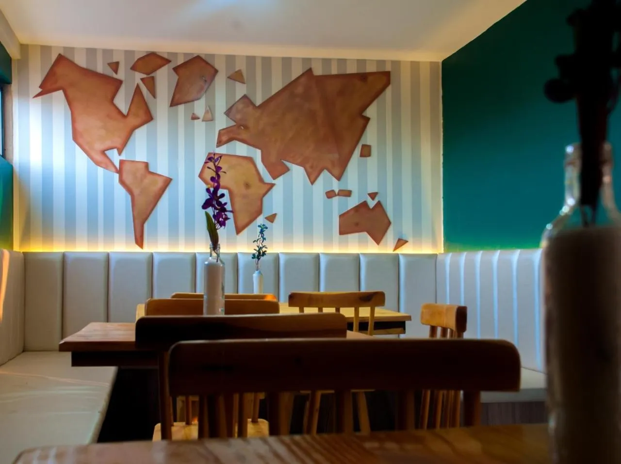 Restaurant/places to eat in Murano Center Hotel