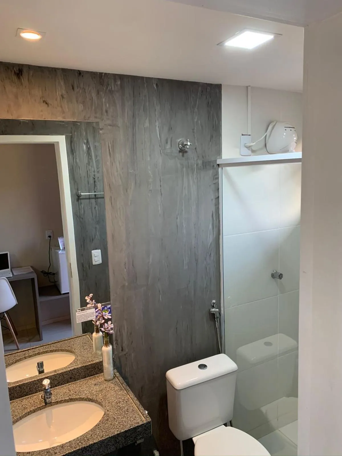 Shower in Murano Center Hotel