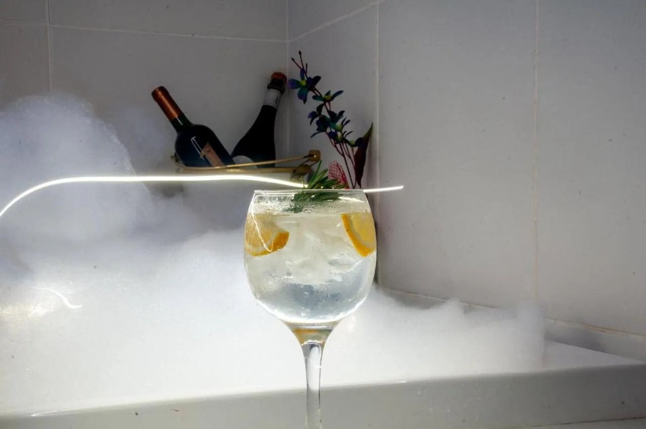 Food and drinks in Murano Center Hotel