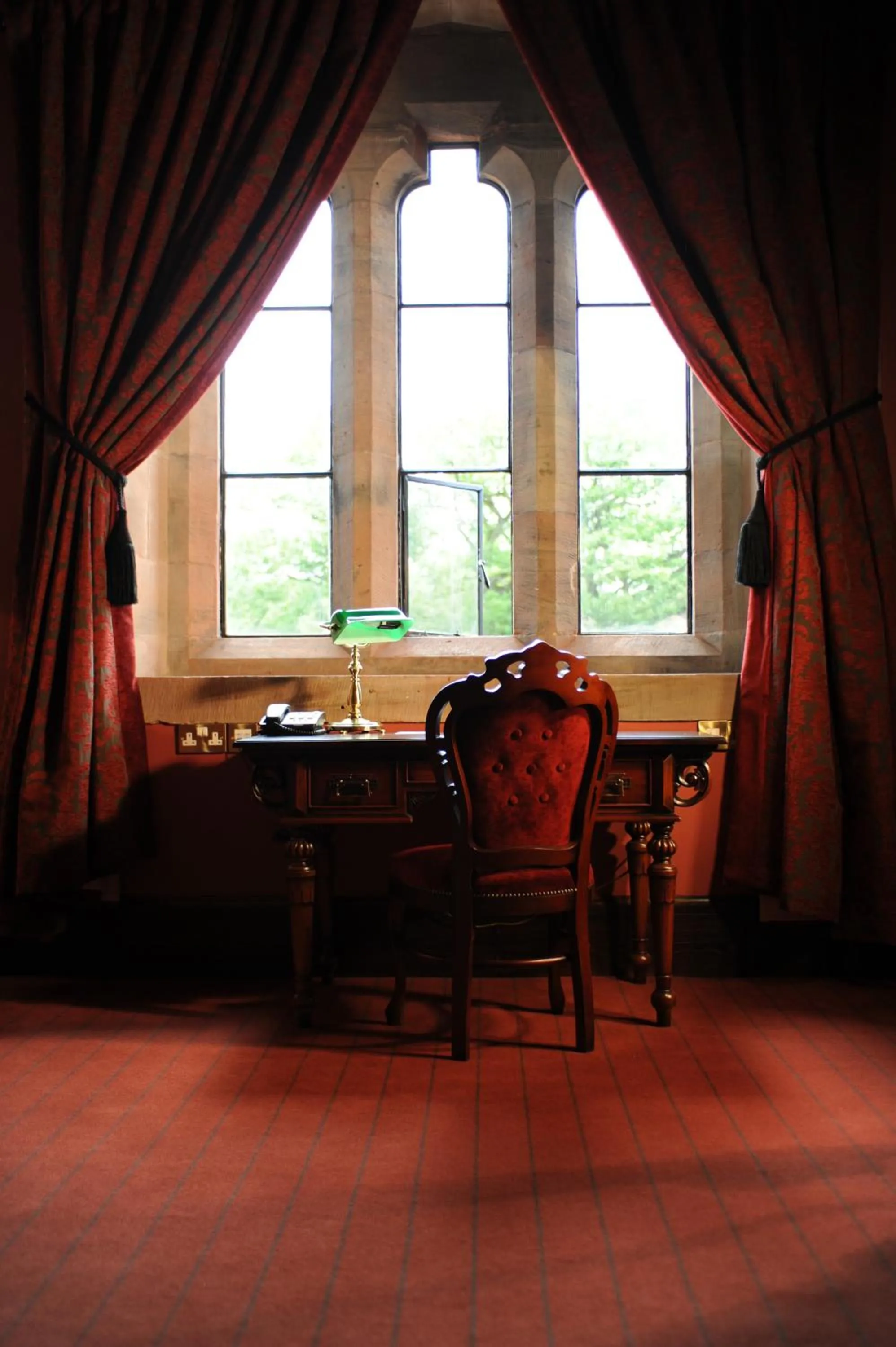 Living room in Peckforton Castle