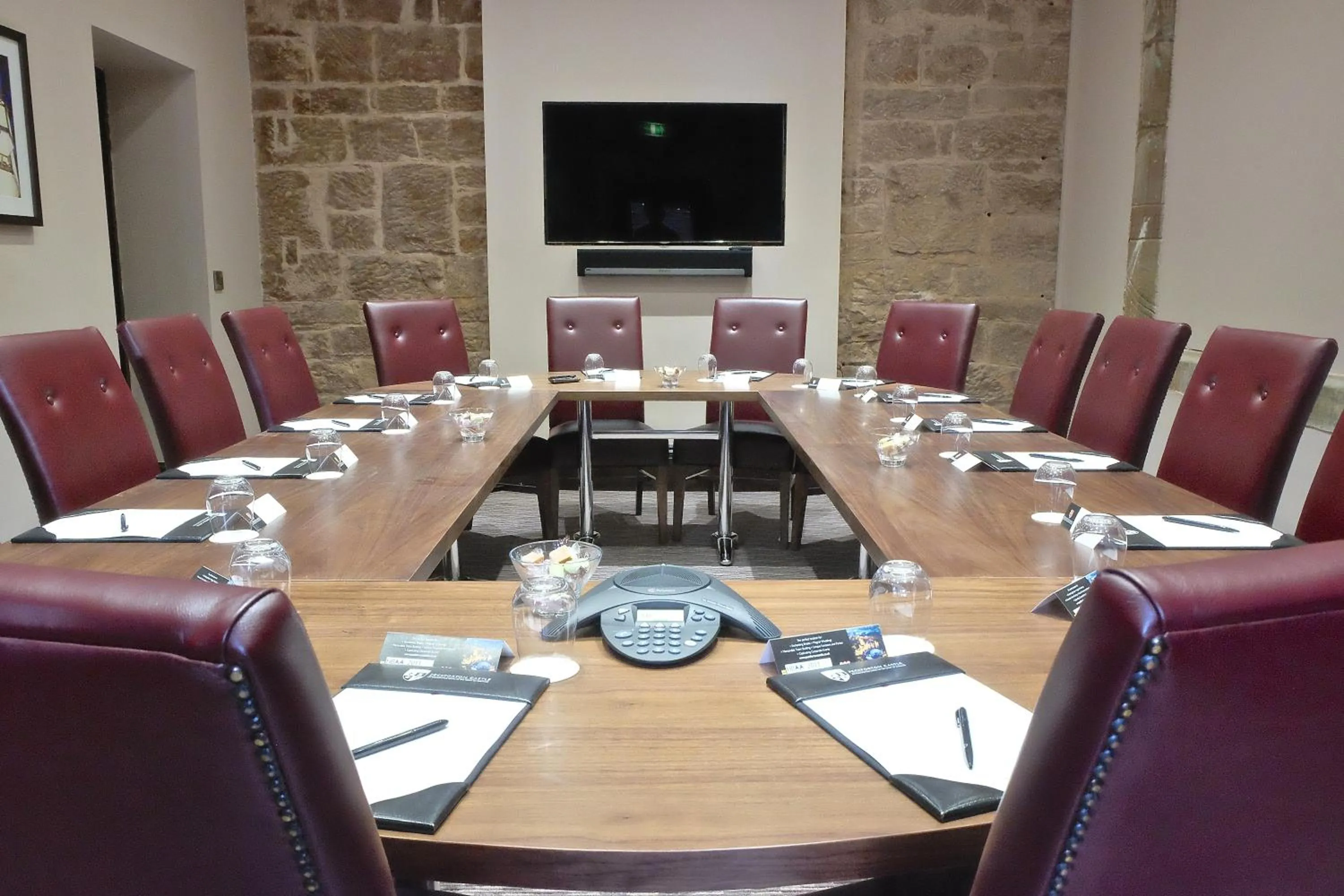 Meeting/conference room in Peckforton Castle