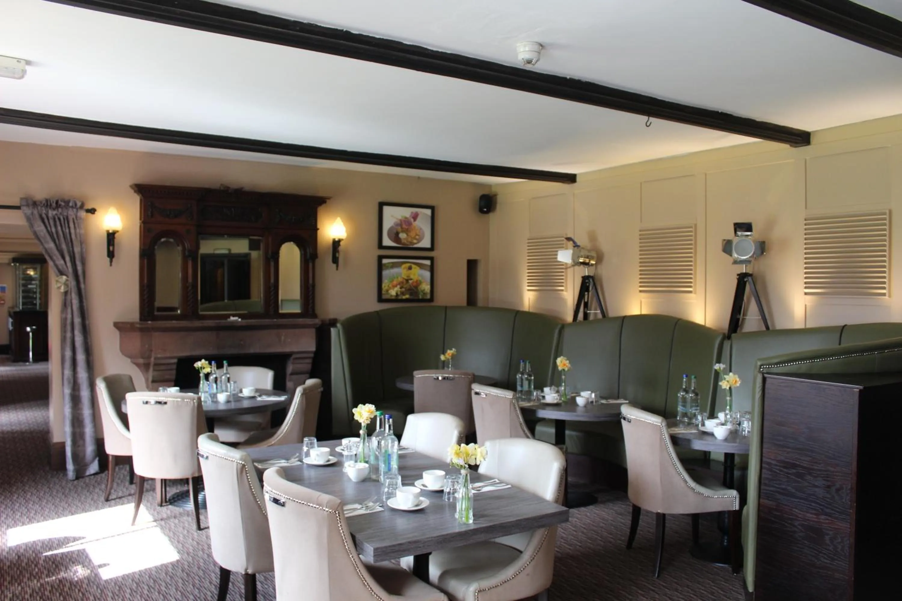 Restaurant/places to eat in Peckforton Castle