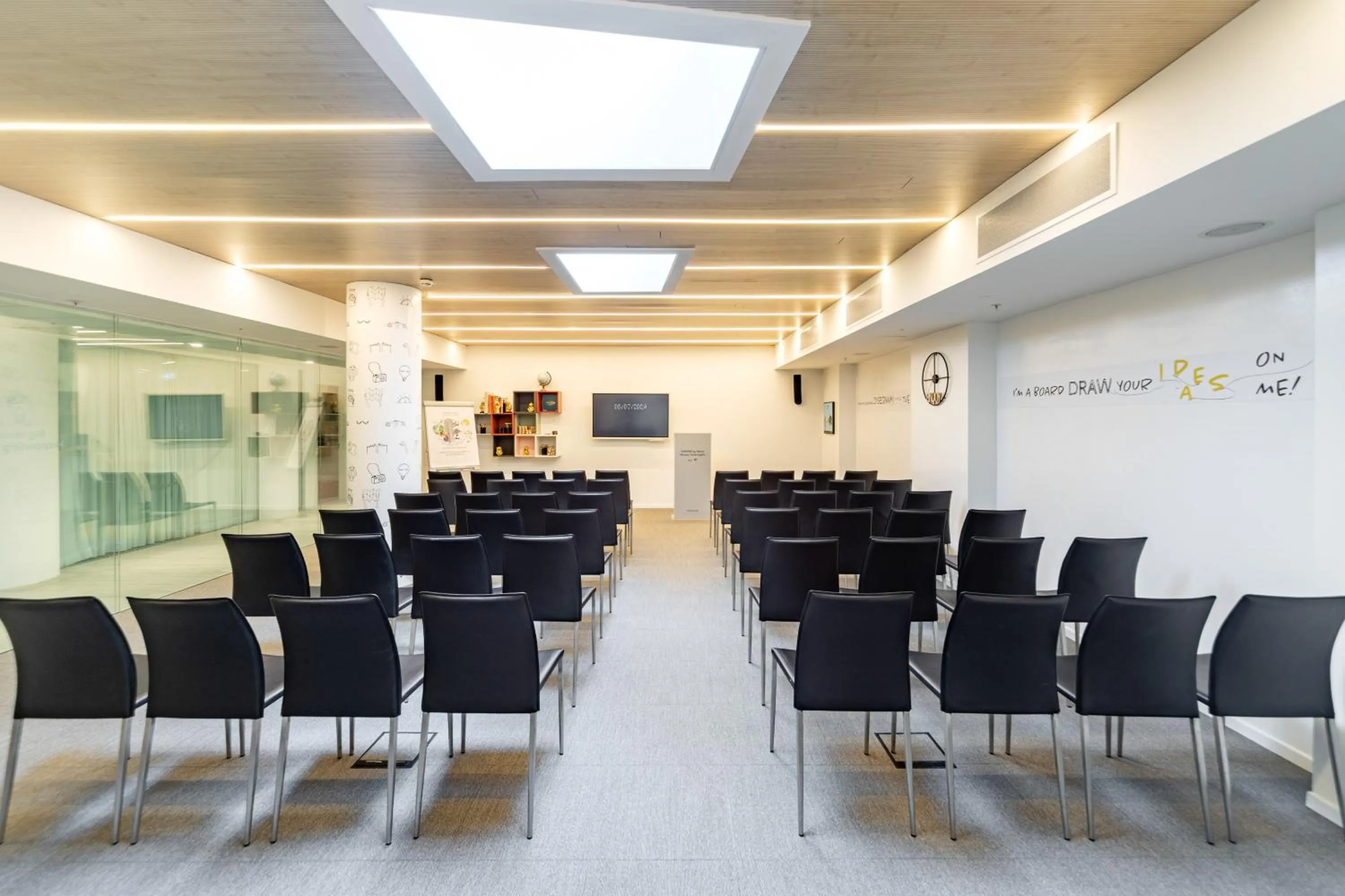 Meeting/conference room in INNSiDE by Meliá Milano Torre GalFa