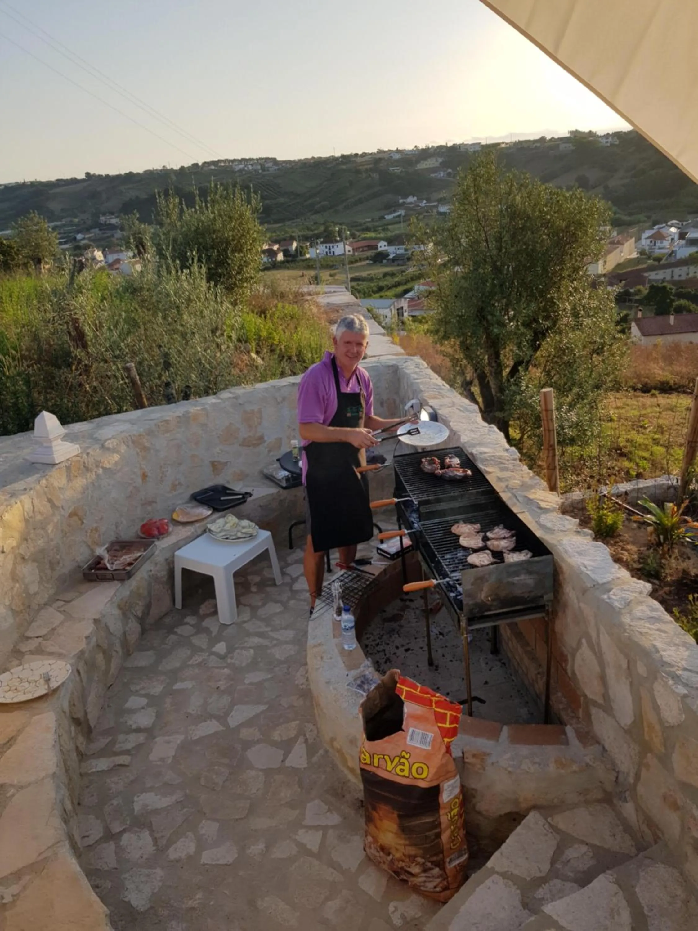 Restaurant/places to eat in The Olive Hill Guesthouse