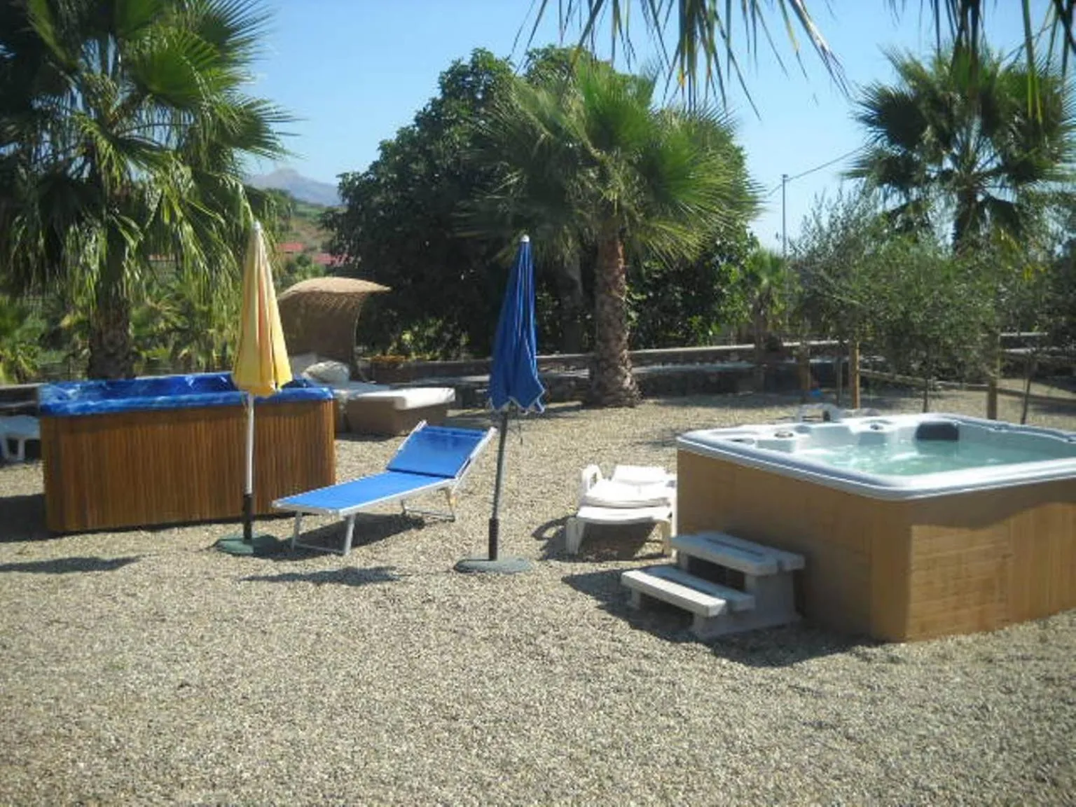 Swimming pool in Oasi Del Fiumefreddo
