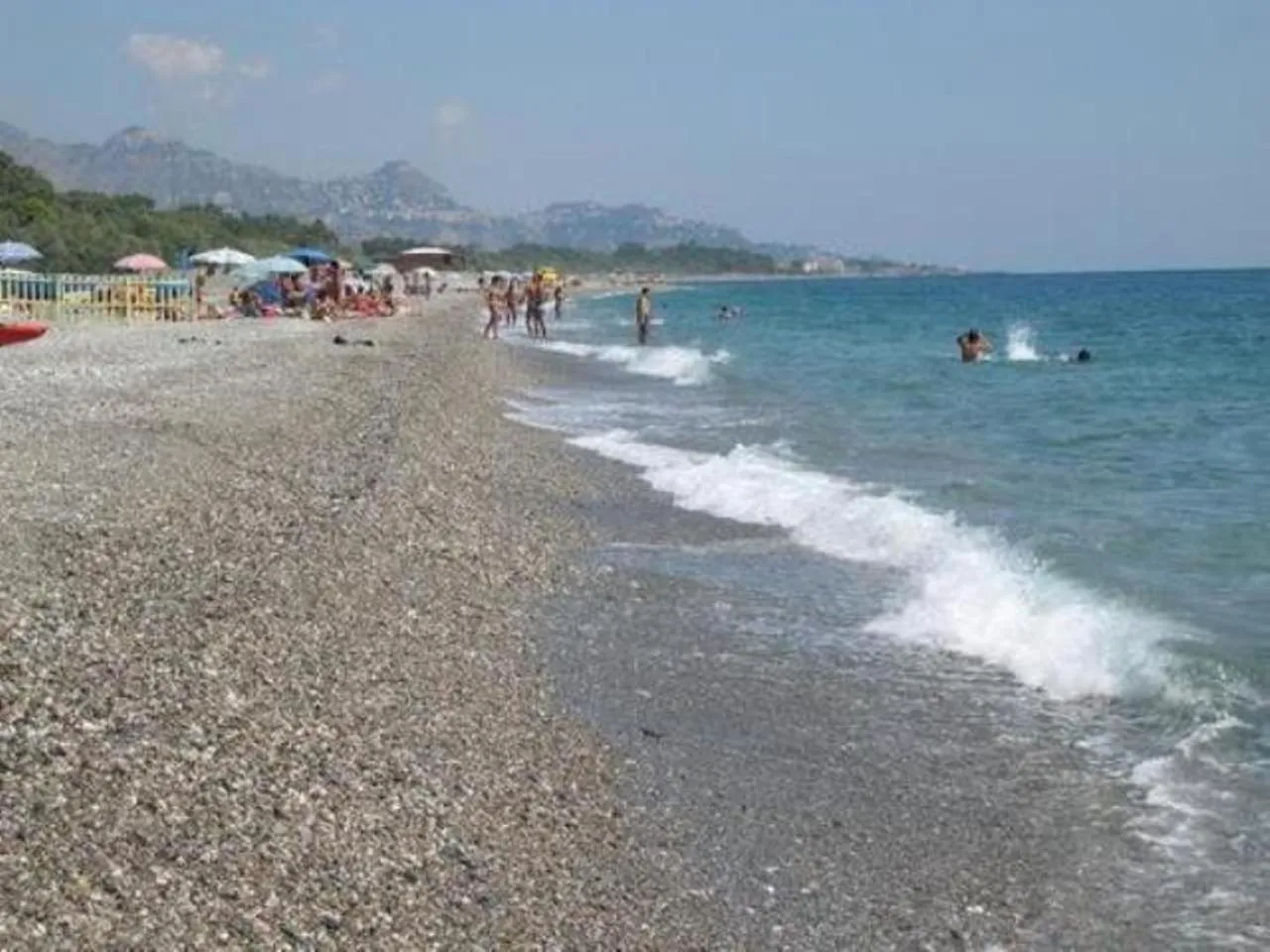 Beach in Oasi Del Fiumefreddo