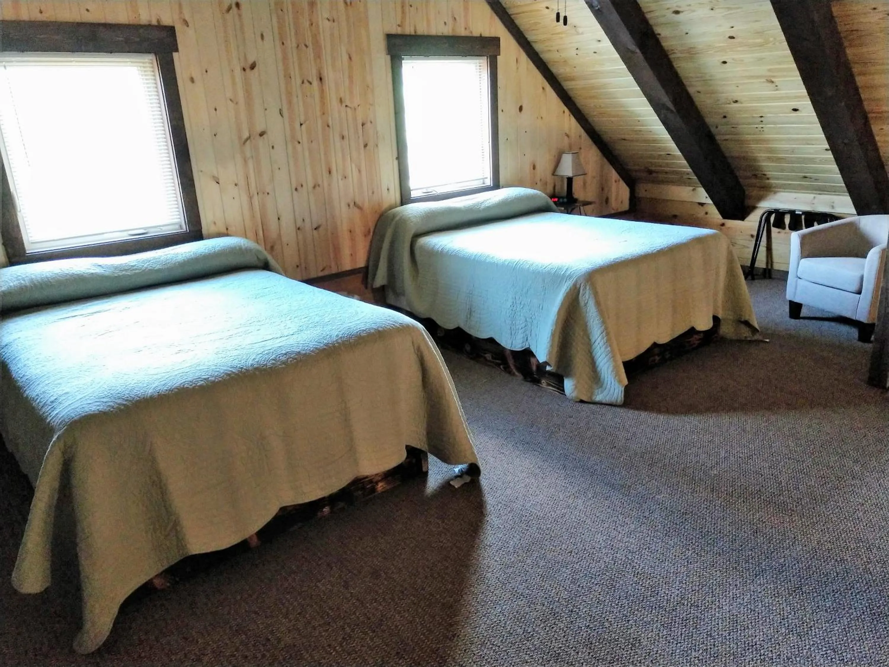 Bed in Freedom Ridge Cabins