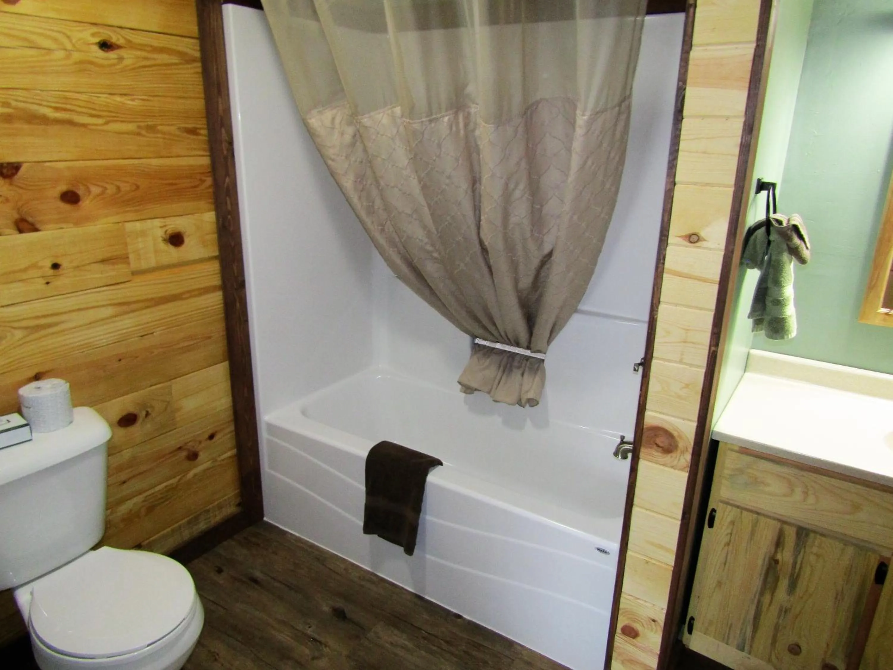 Freedom Ridge Cabins