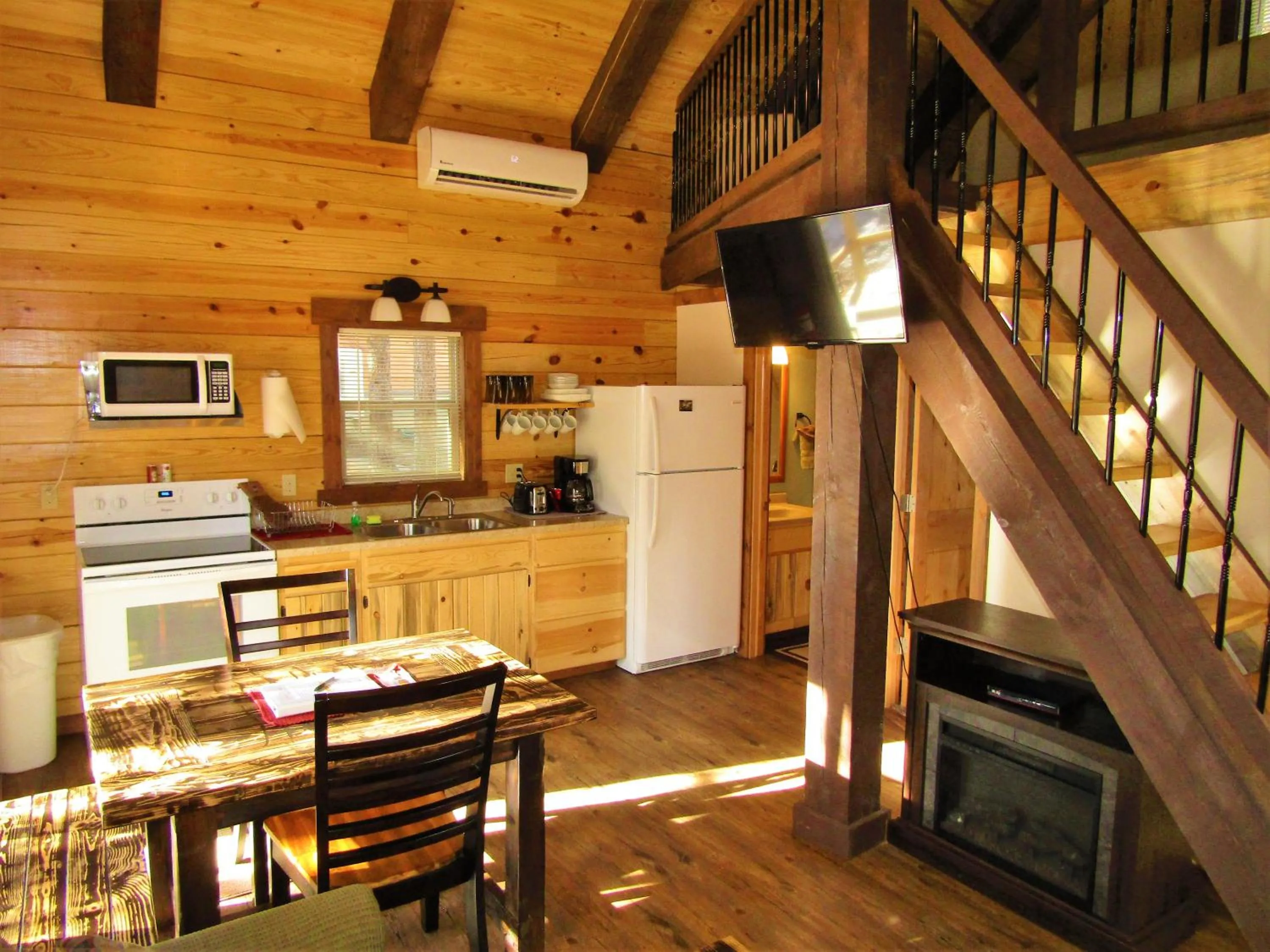 Freedom Ridge Cabins