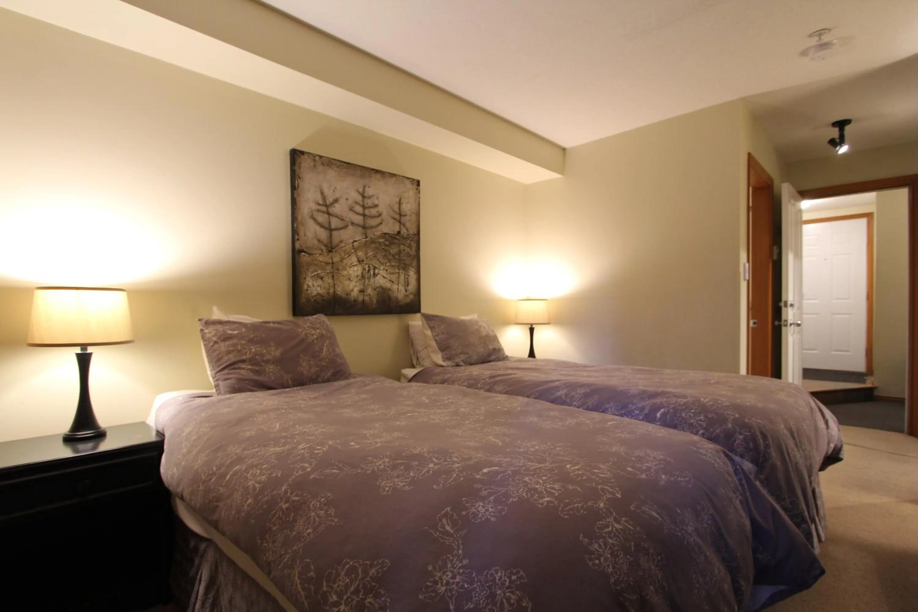 Bedroom, Bed in Glacier's Reach by Whistler Retreats