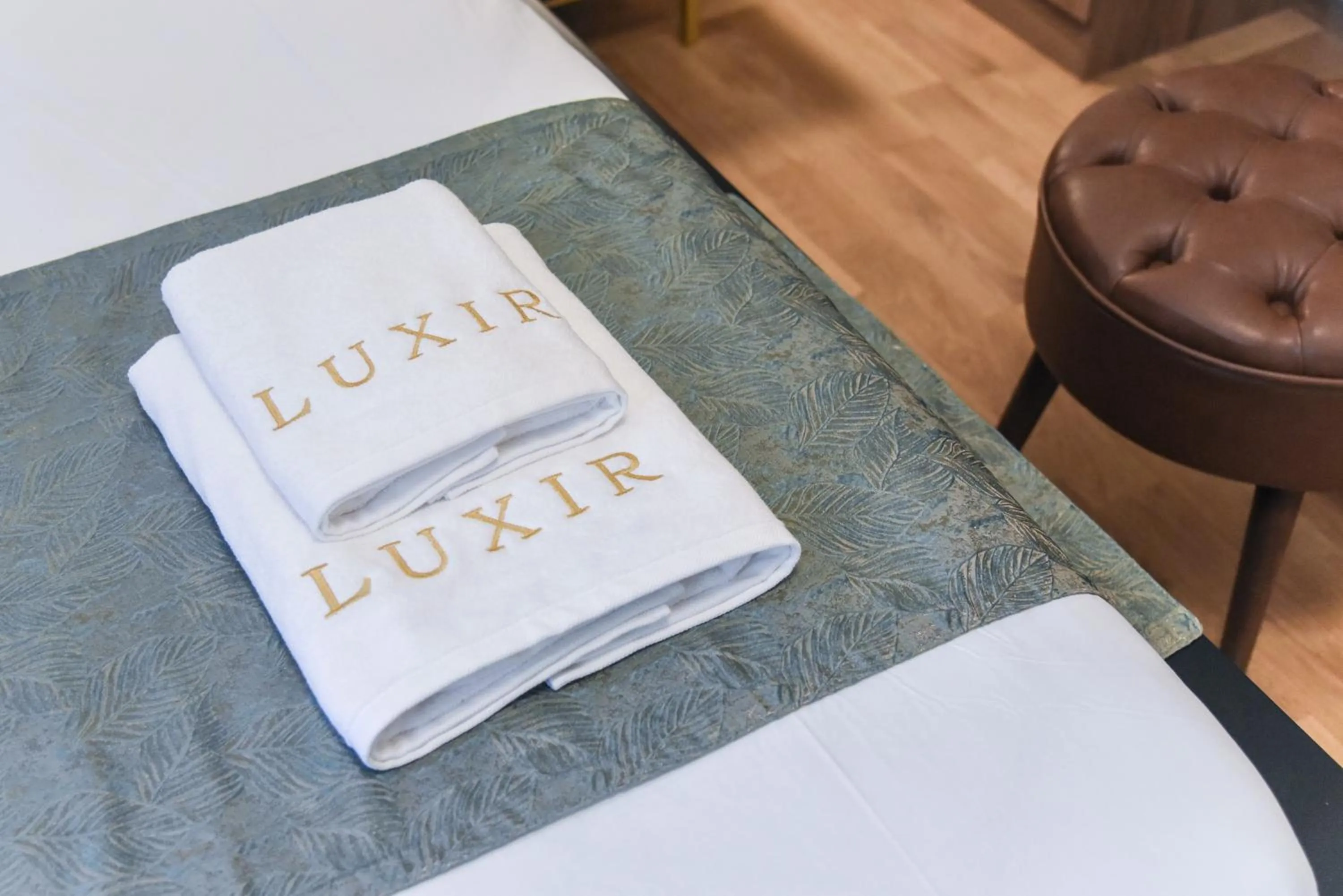 LUXIR HOTEL