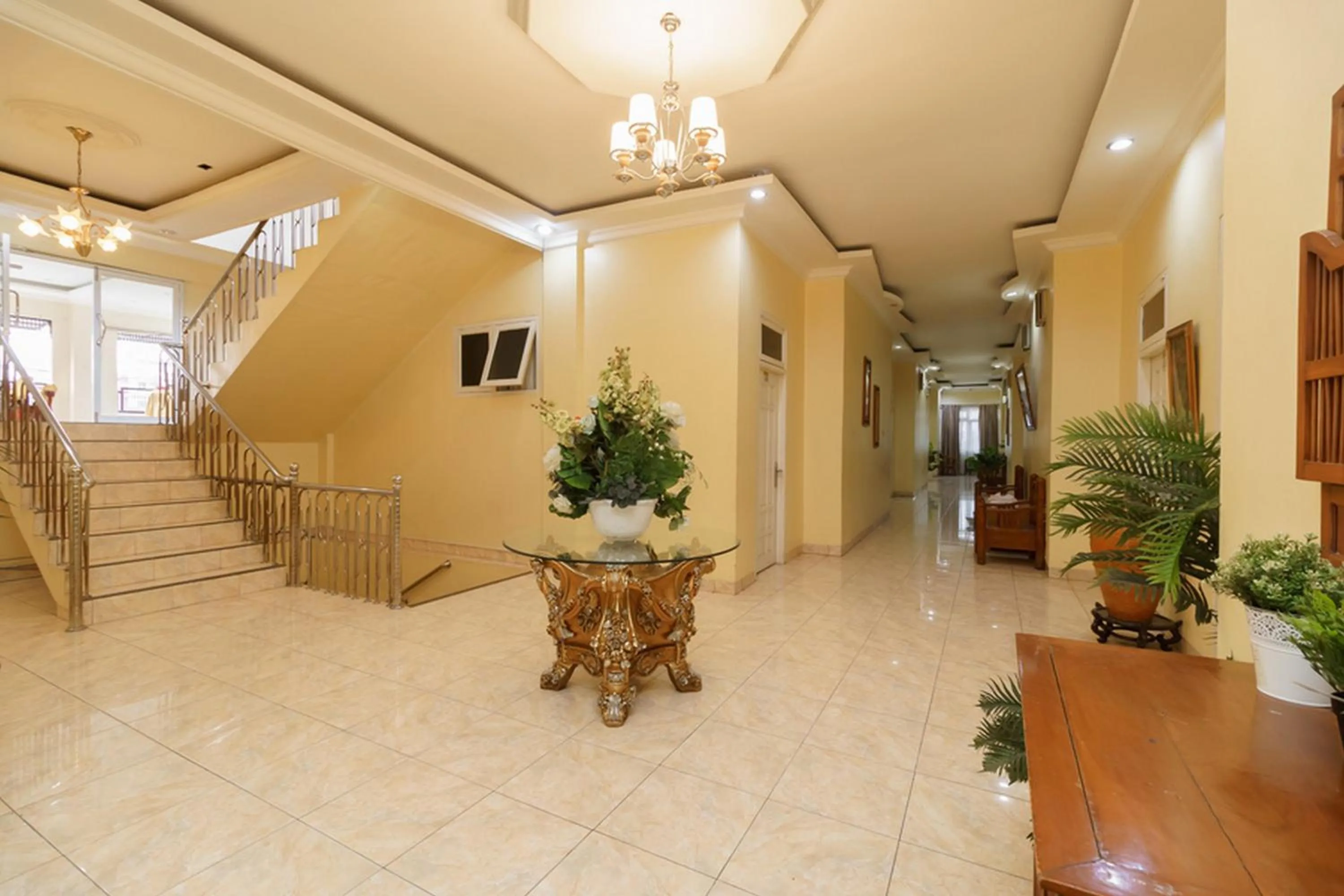 Balcony/Terrace in RedDoorz Plus @ Hotel Sempurna Watervang Lubuk Linggau