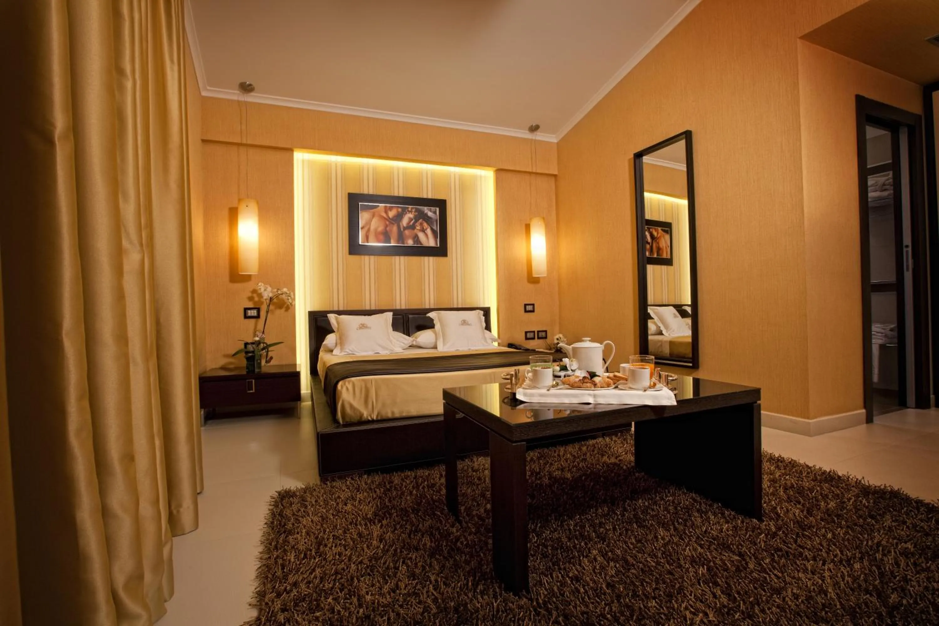 Photo of the whole room, Bed in Hotel Cenacolo