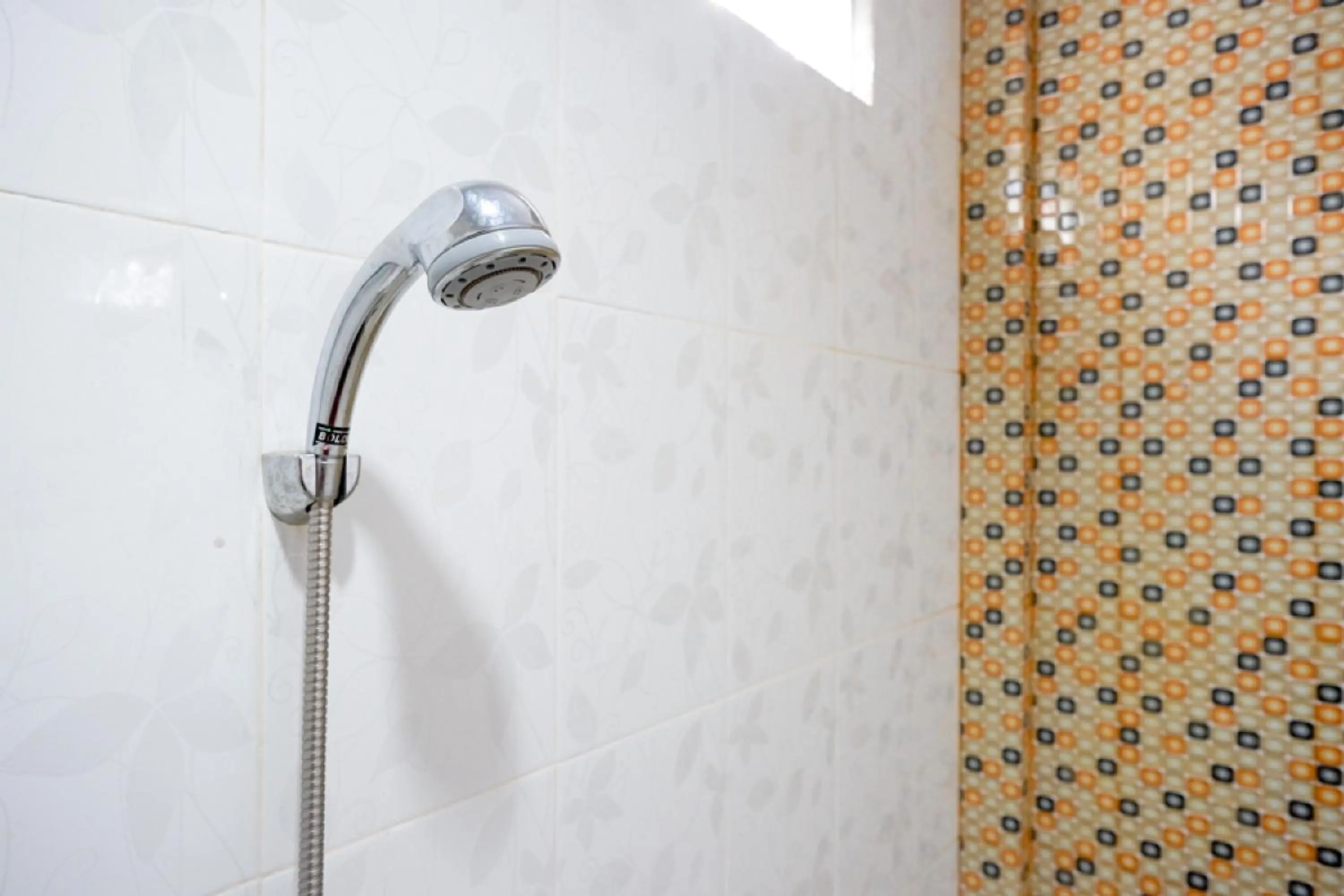 Bathroom in RedDoorz Syariah near Universitas Negeri Gorontalo 2