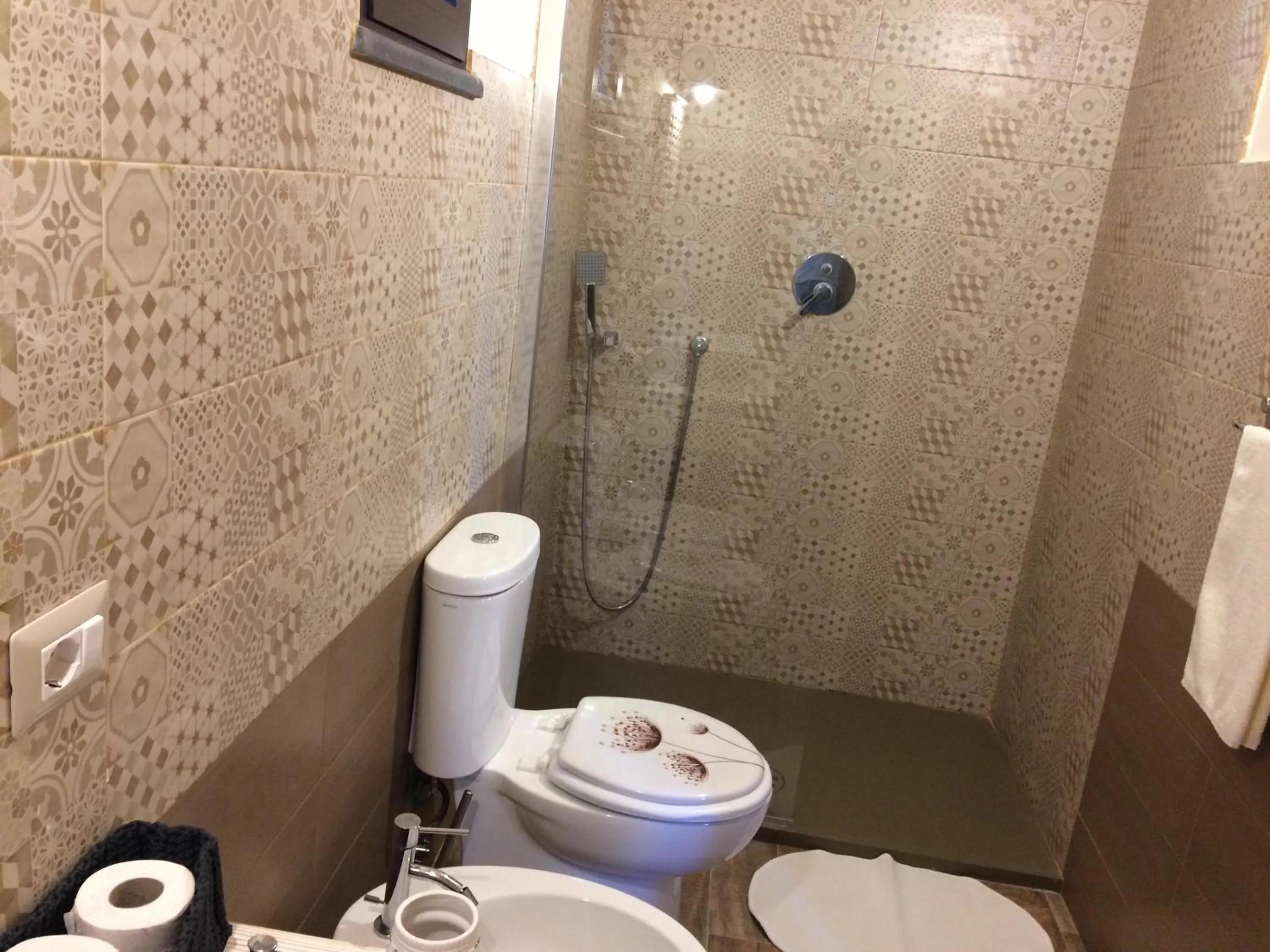 Toilet in Borgo Barone