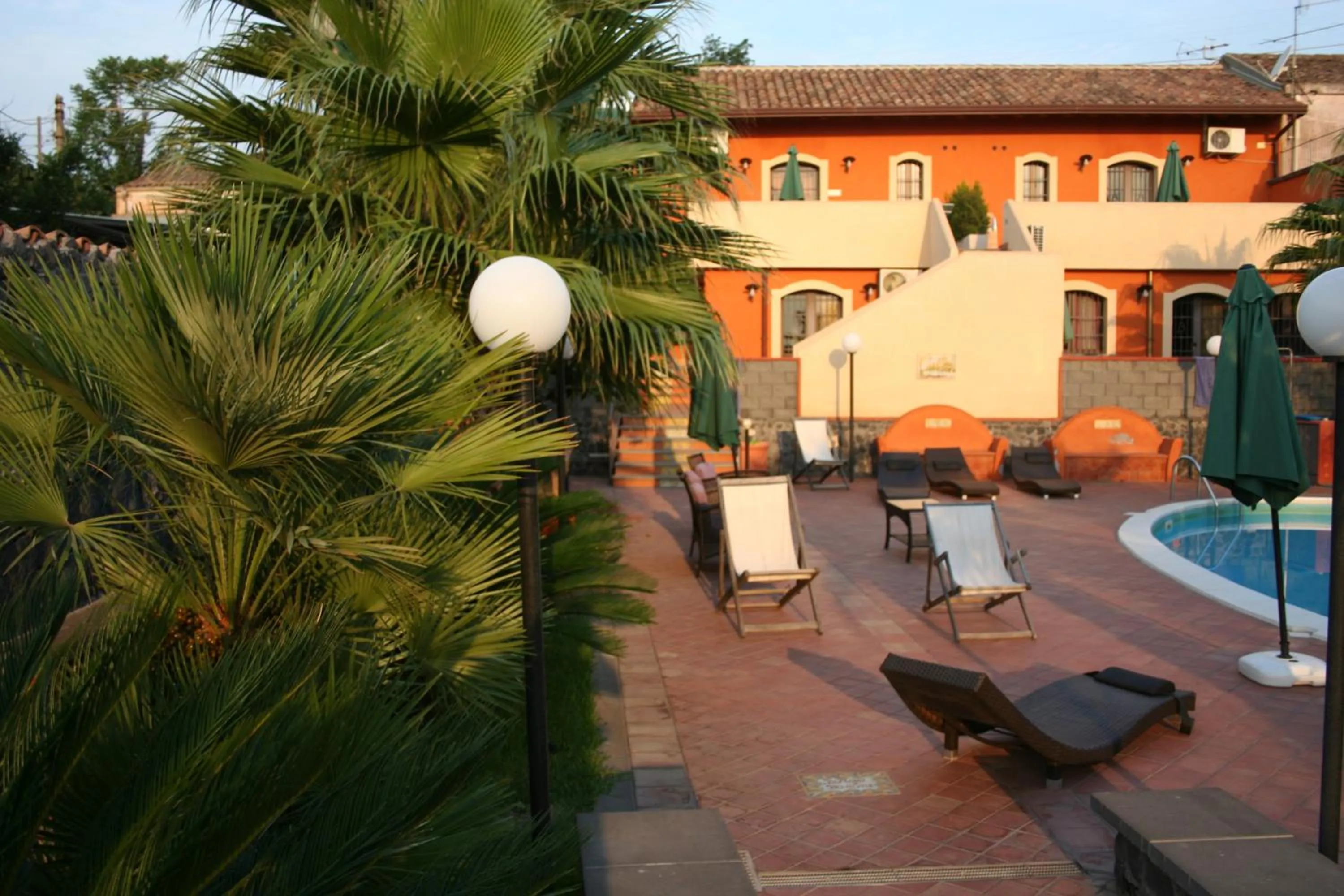 Facade/entrance in Borgo Barone