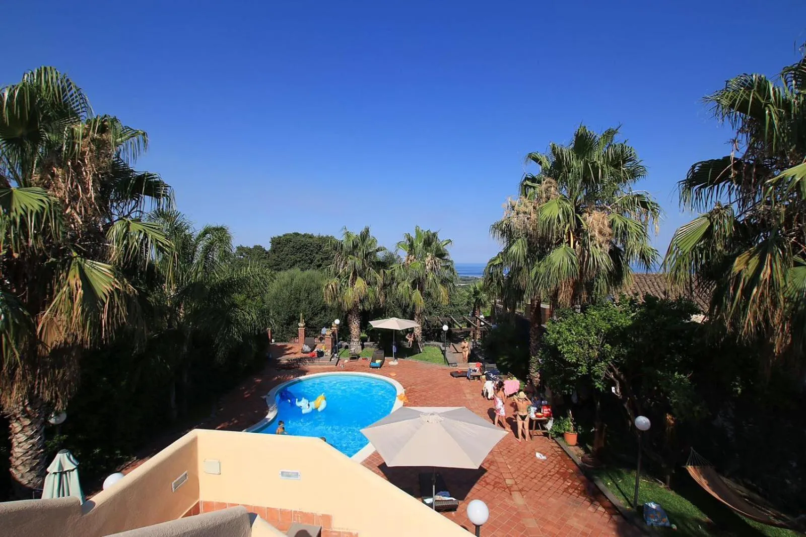 Swimming pool in Borgo Barone