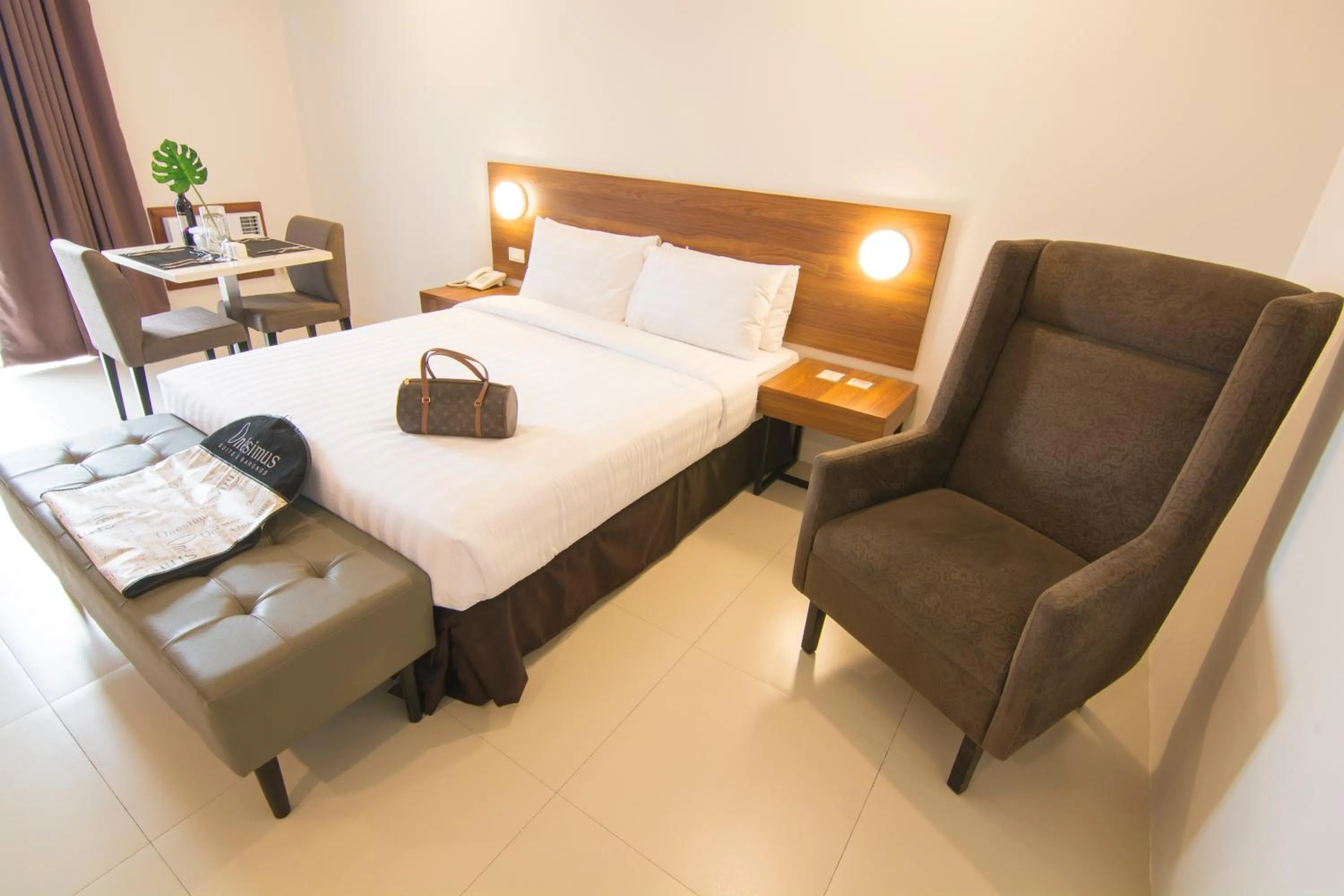 Bed in Mango Suites Cauayan