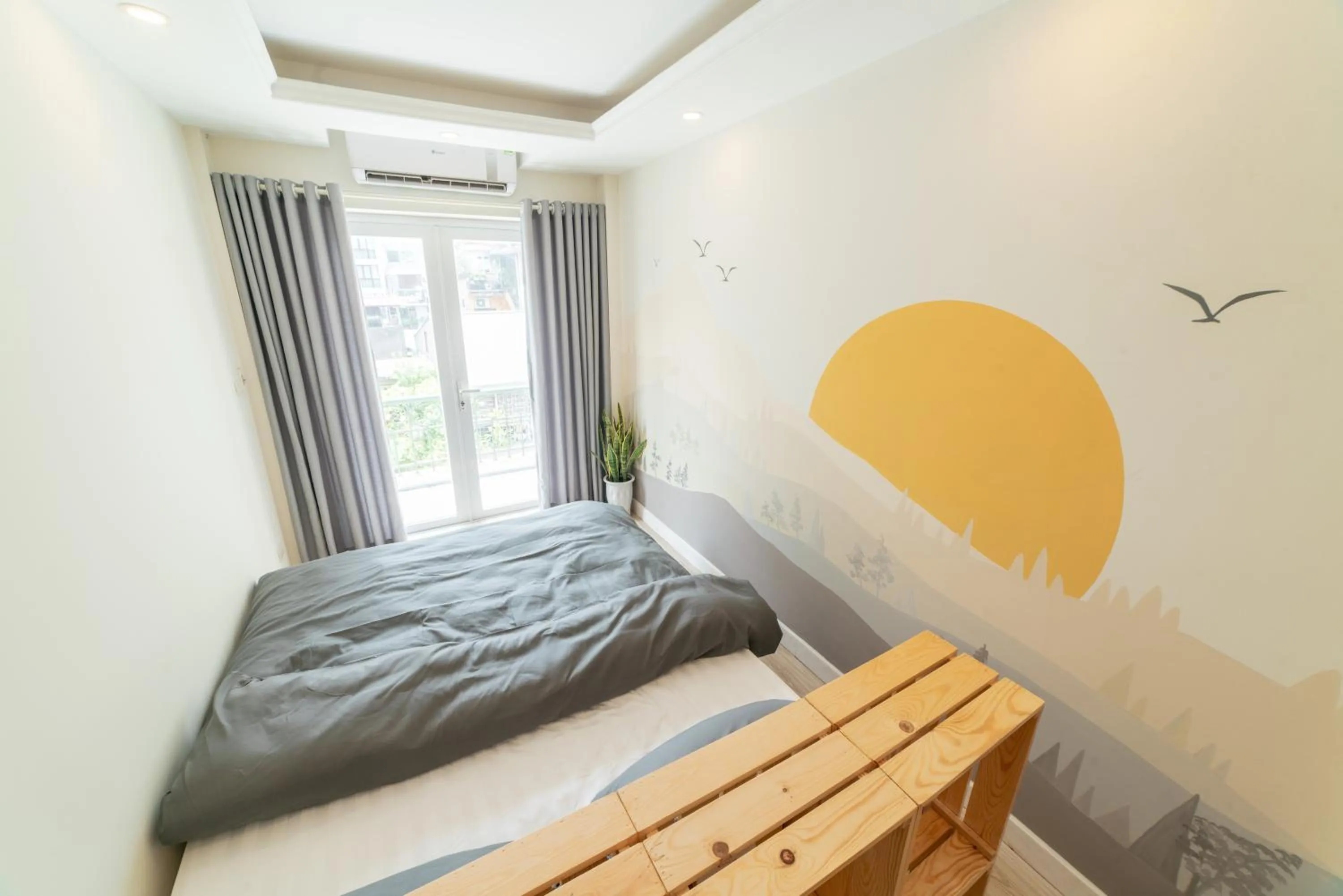 Bed in Graffiti Hotel