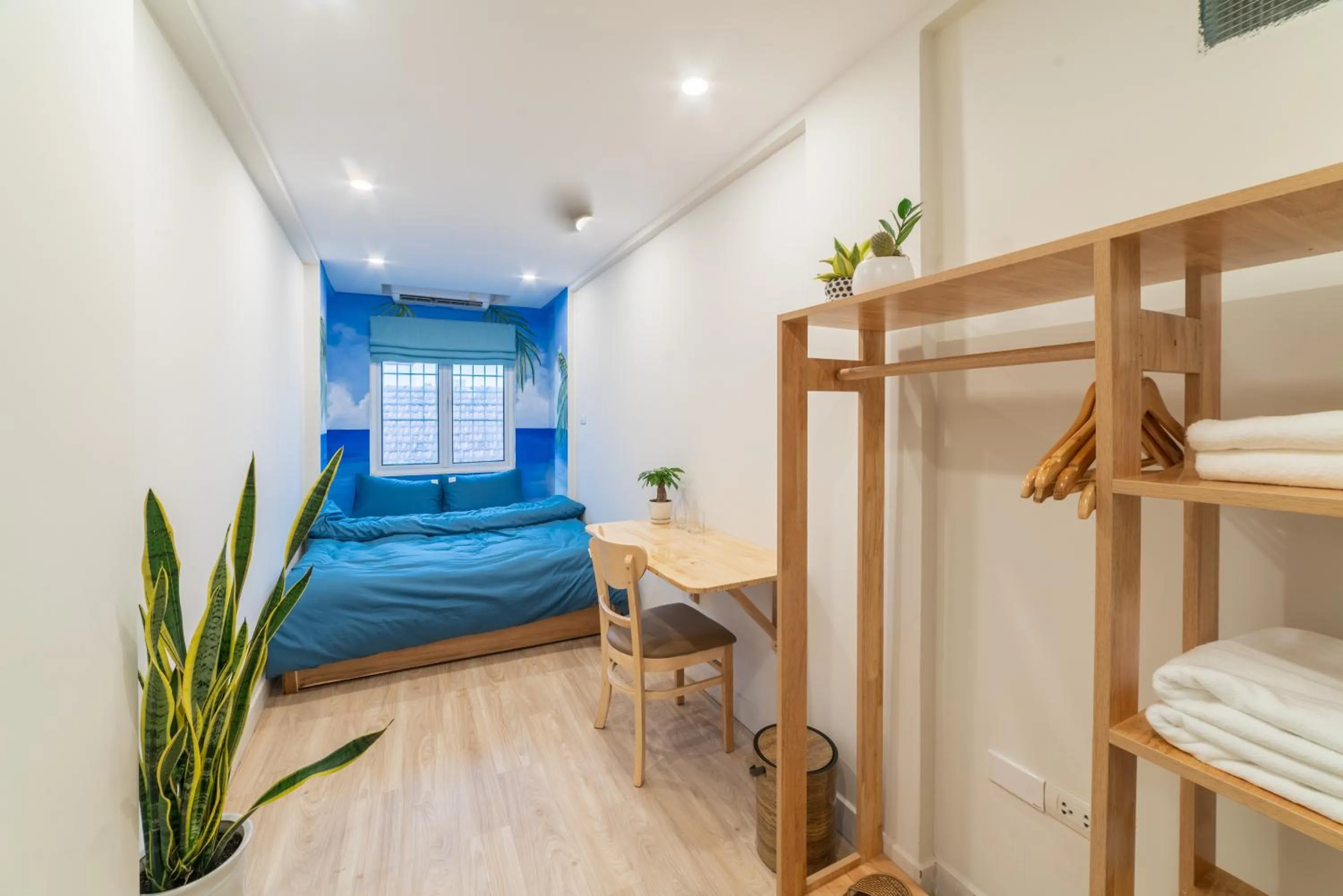 Bed in Graffiti Hotel