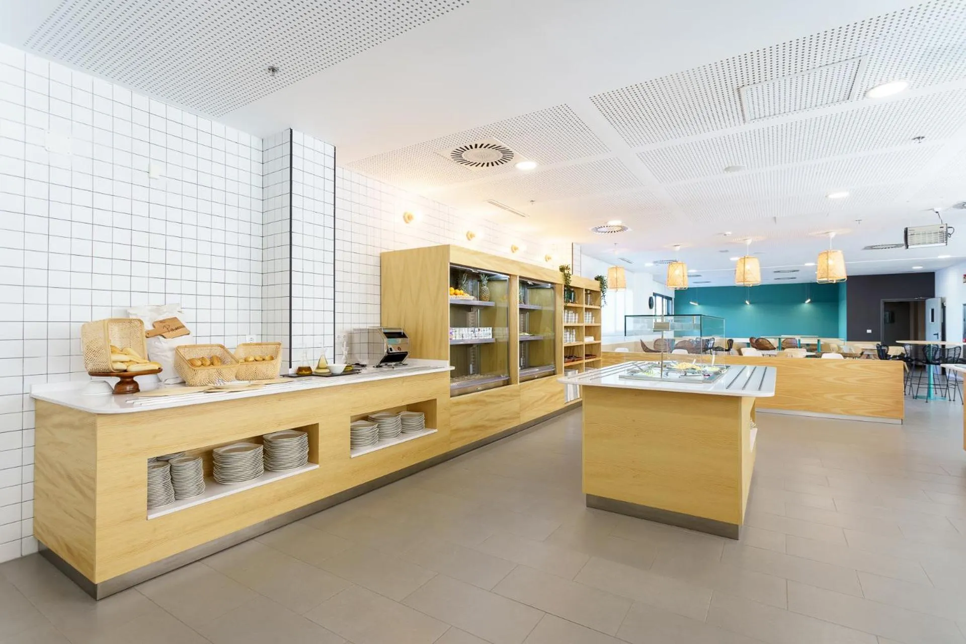 Restaurant/places to eat in Residencia Universitaria Resa Campus Málaga