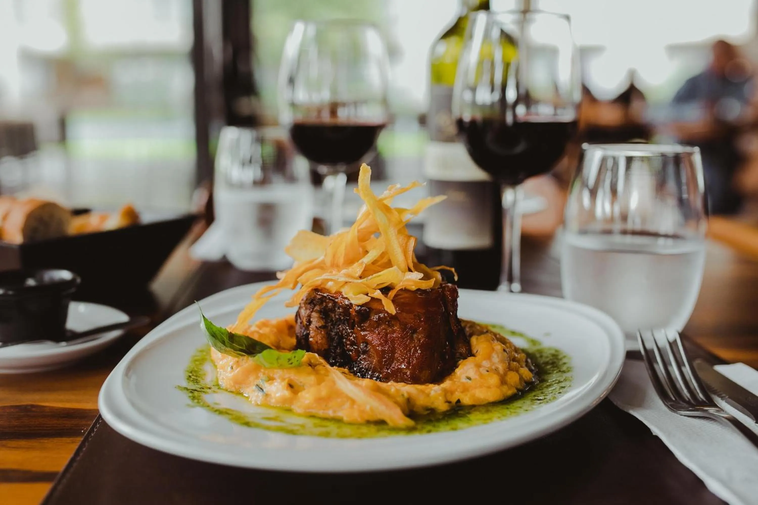 Food and drinks in La Urumpta Hotel, AKEN MIND