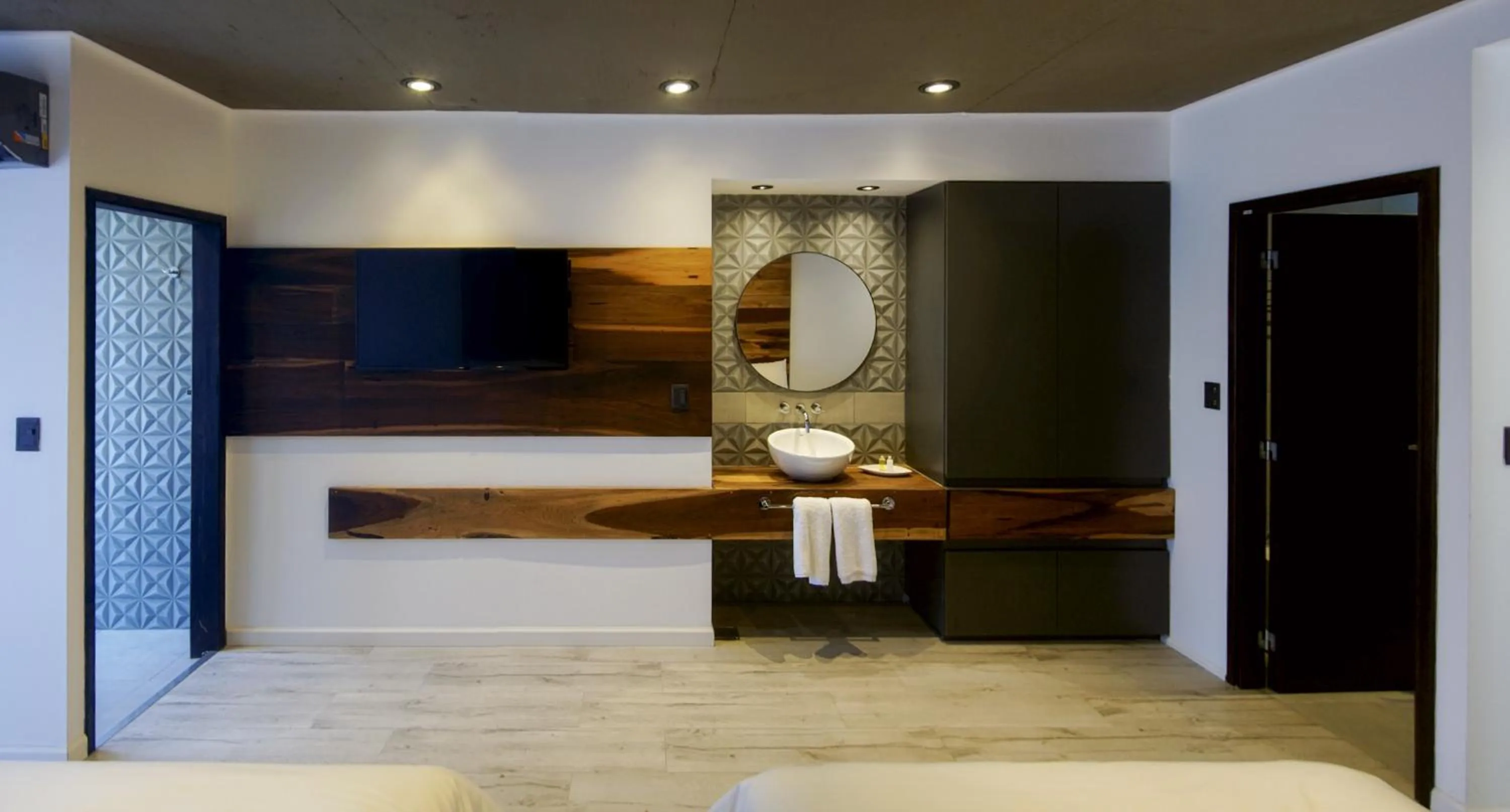 Bathroom in La Urumpta Hotel, AKEN MIND