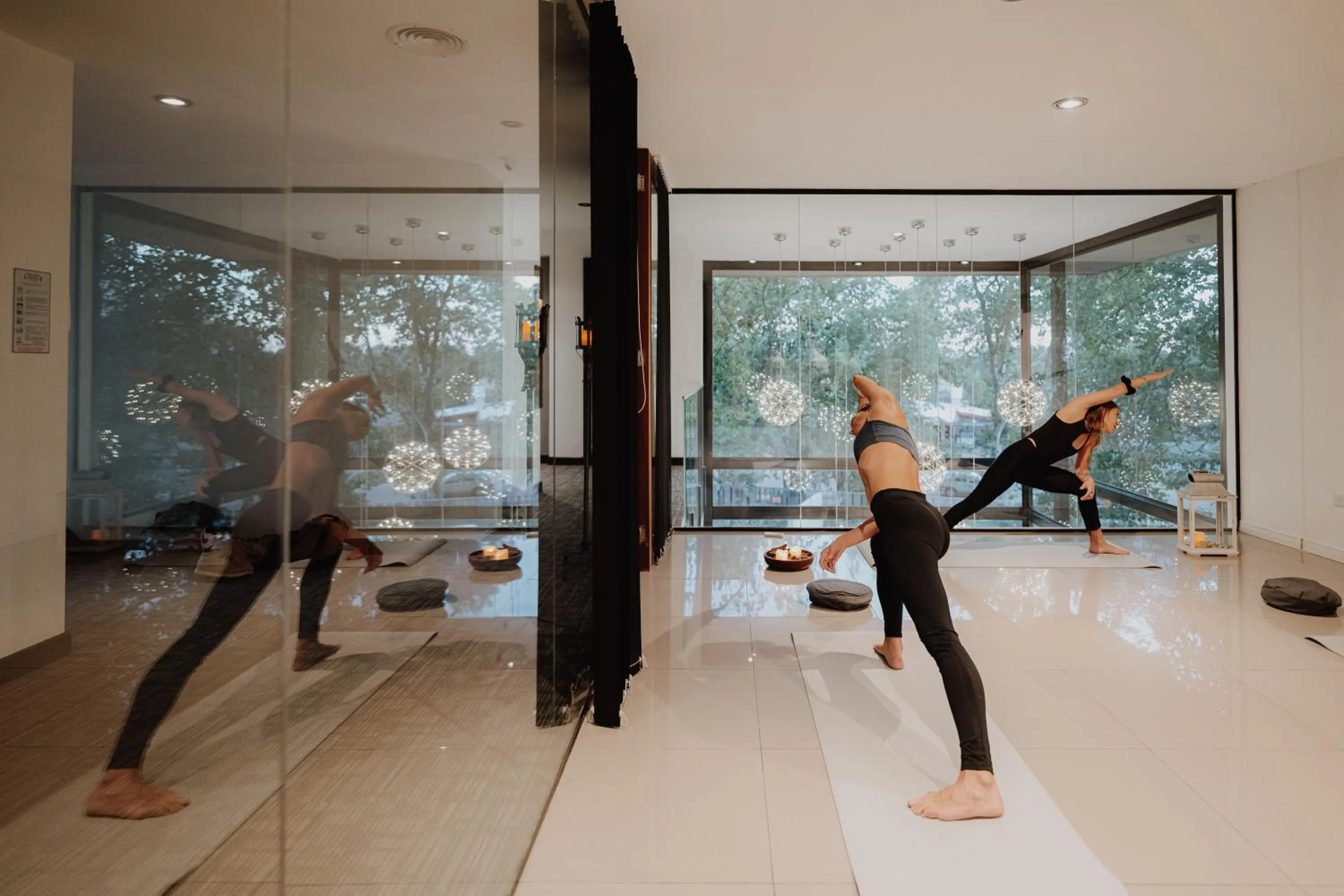 Fitness centre/facilities in La Urumpta Hotel, AKEN MIND