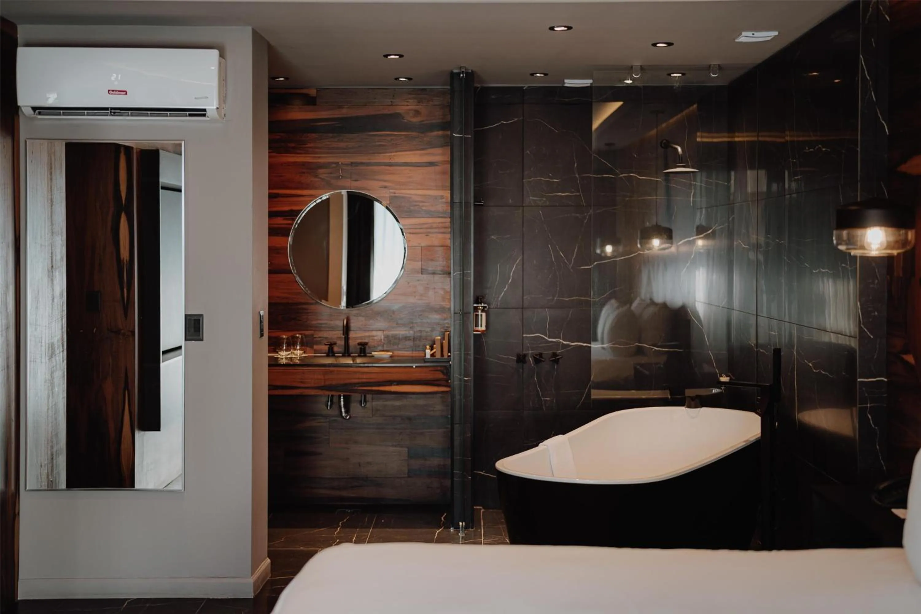 Bathroom in La Urumpta Hotel, AKEN MIND