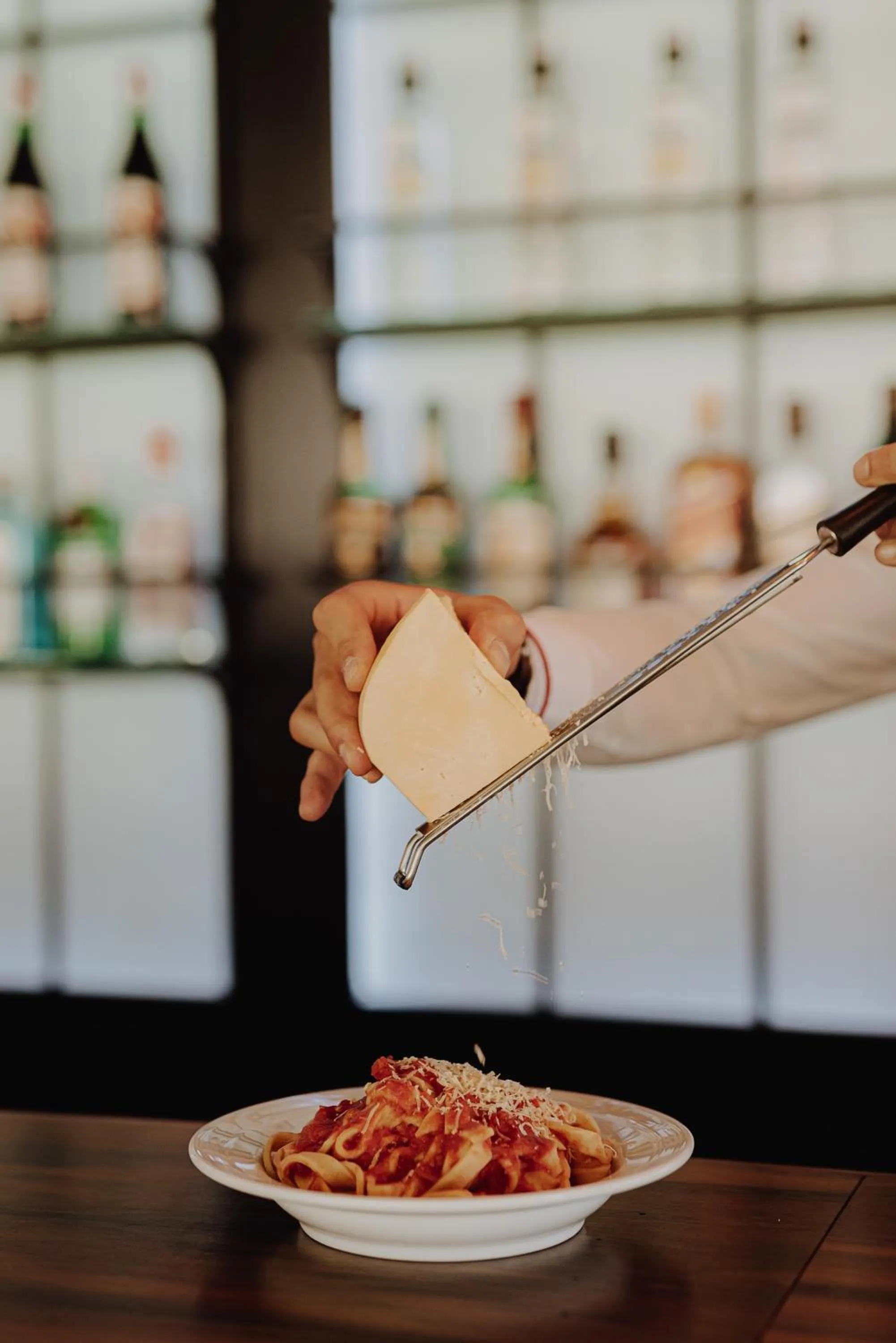 Restaurant/places to eat in La Urumpta Hotel, AKEN MIND