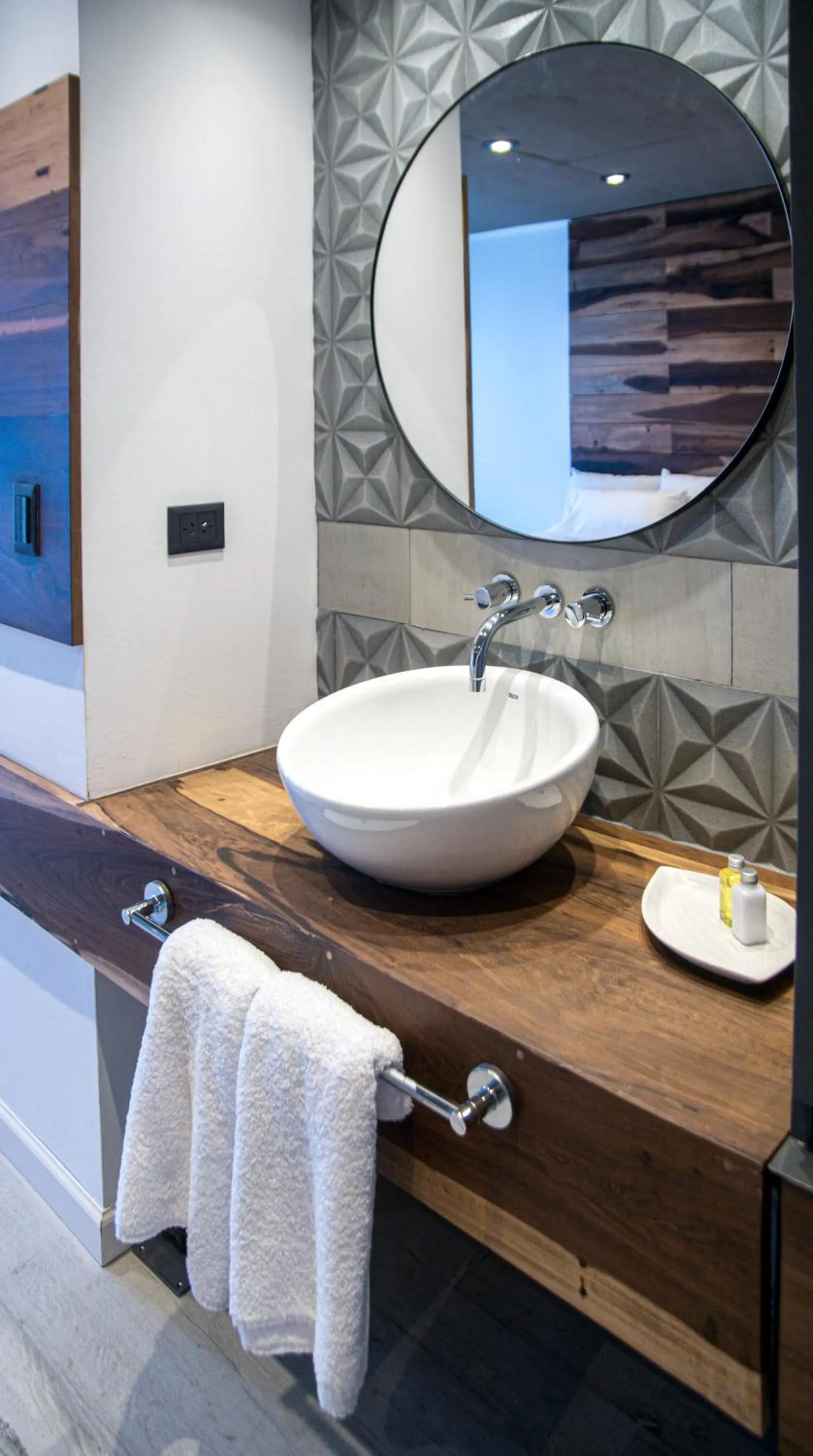 Bathroom in La Urumpta Hotel, AKEN MIND