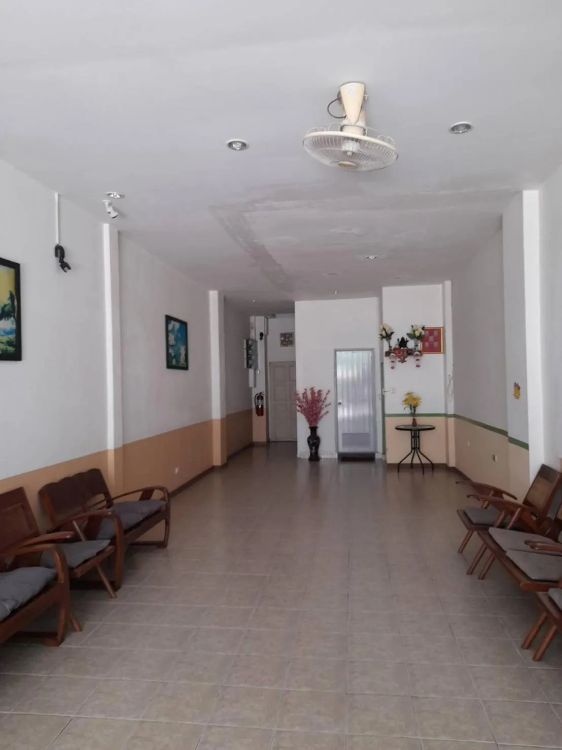 White House By Sorot ตึกขาวโดยโสรฬ