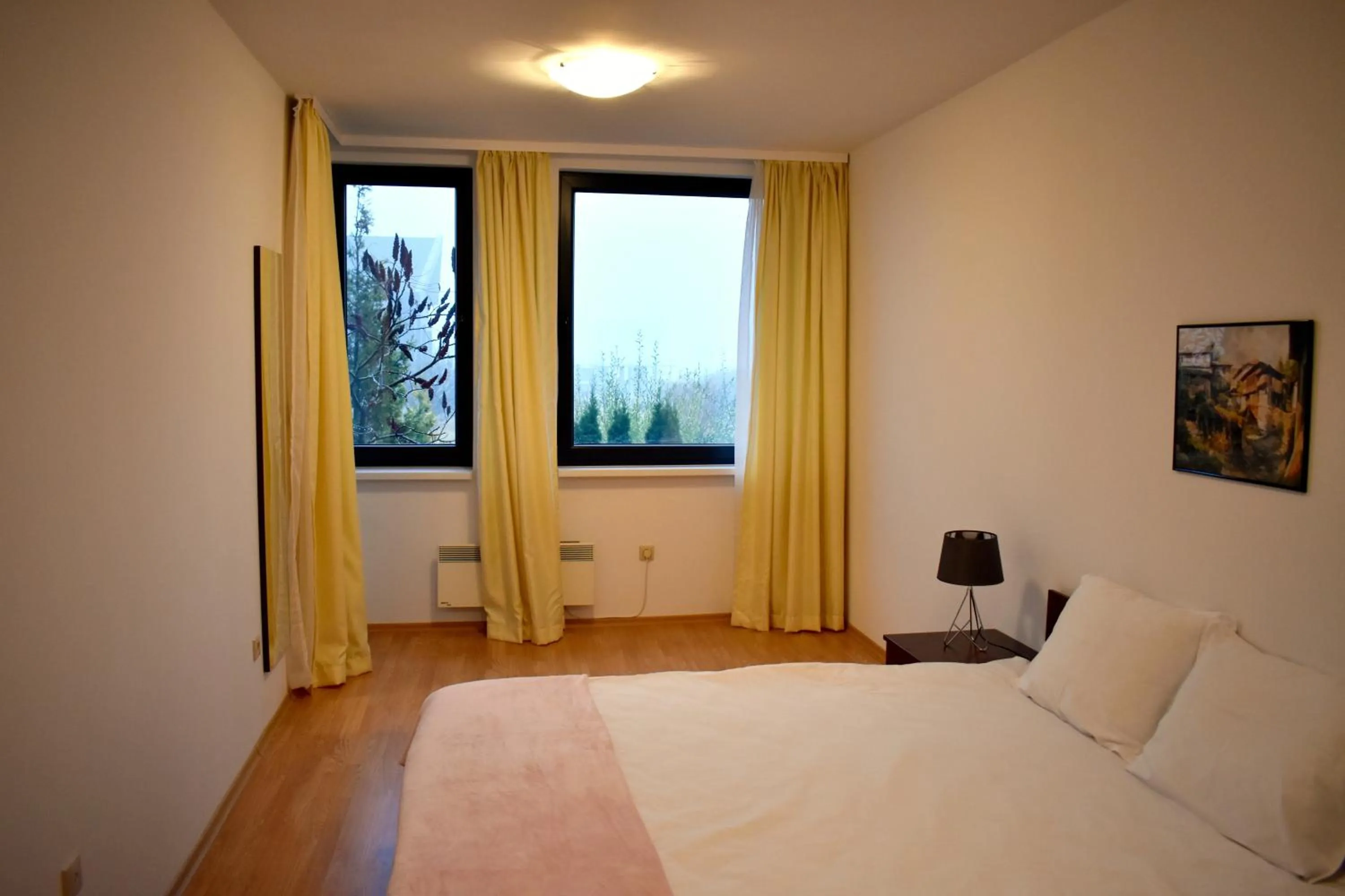 Bed in Aspen Ski and Golf Resort