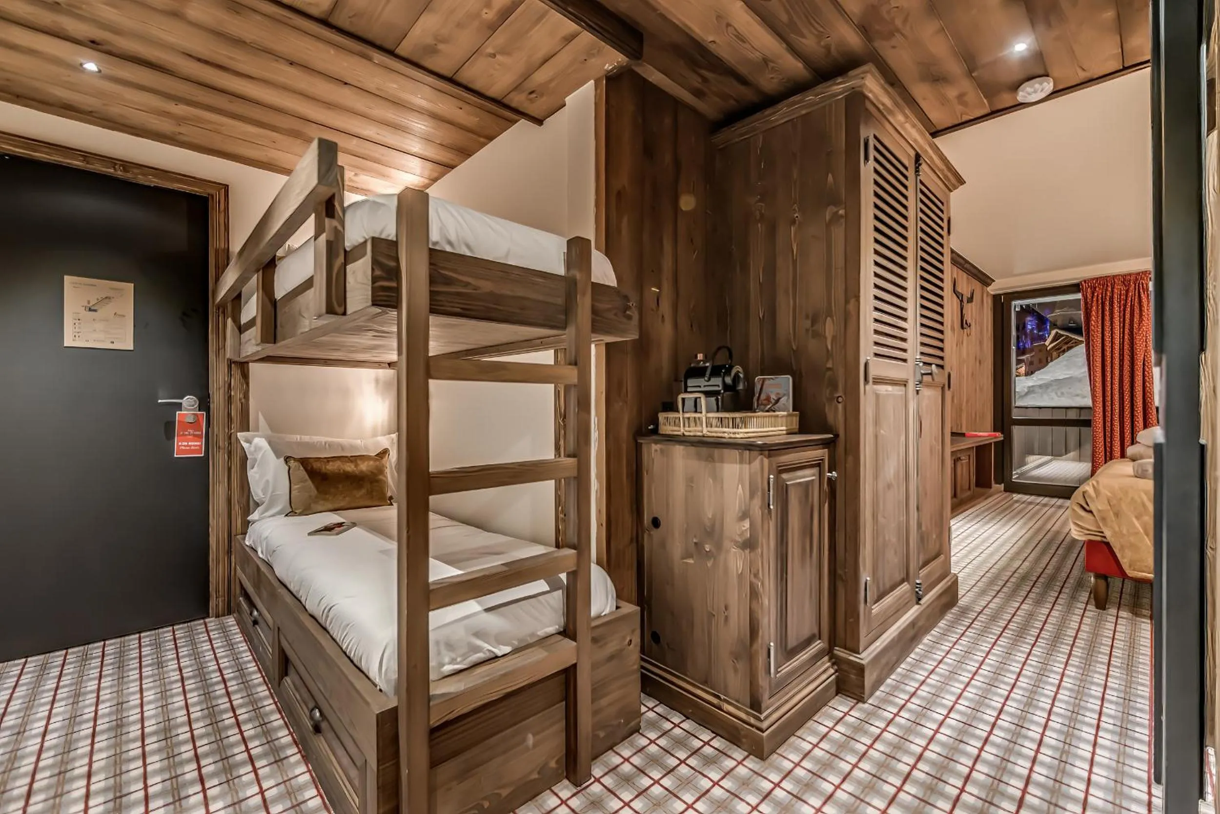 Bed in Hotel & Spa Le Val d'Isère