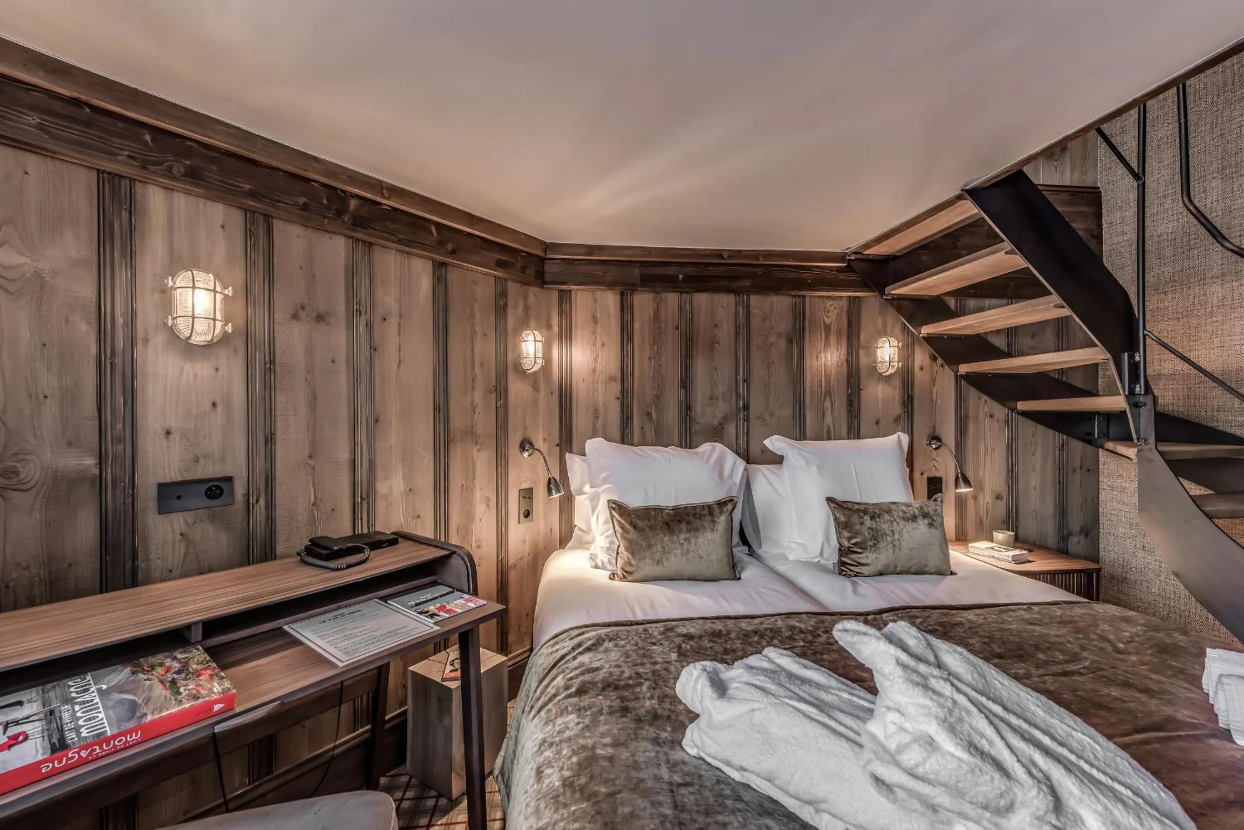 Bed in Hotel & Spa Le Val d'Isère