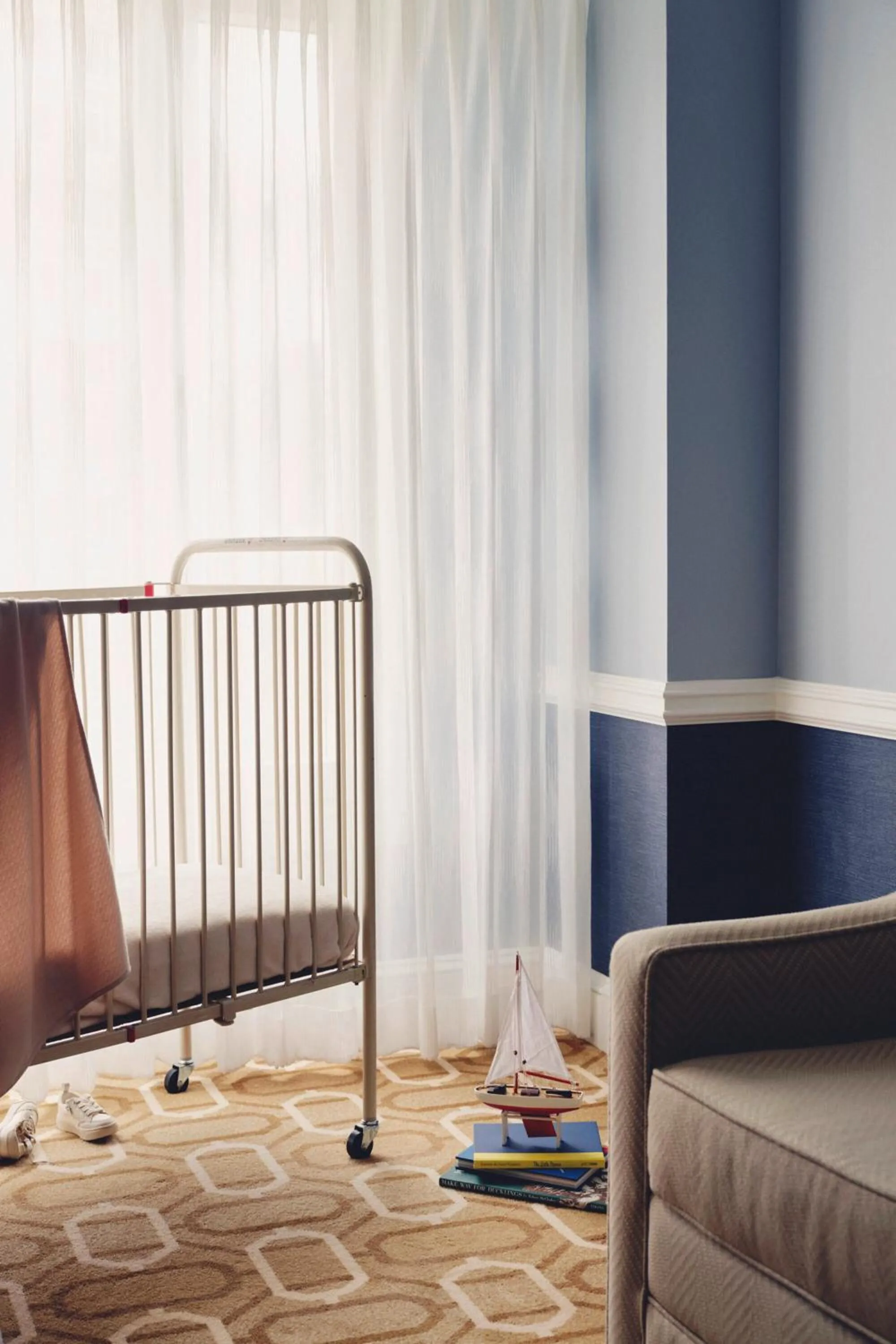 Bedroom, Bed in Boston Harbor Hotel