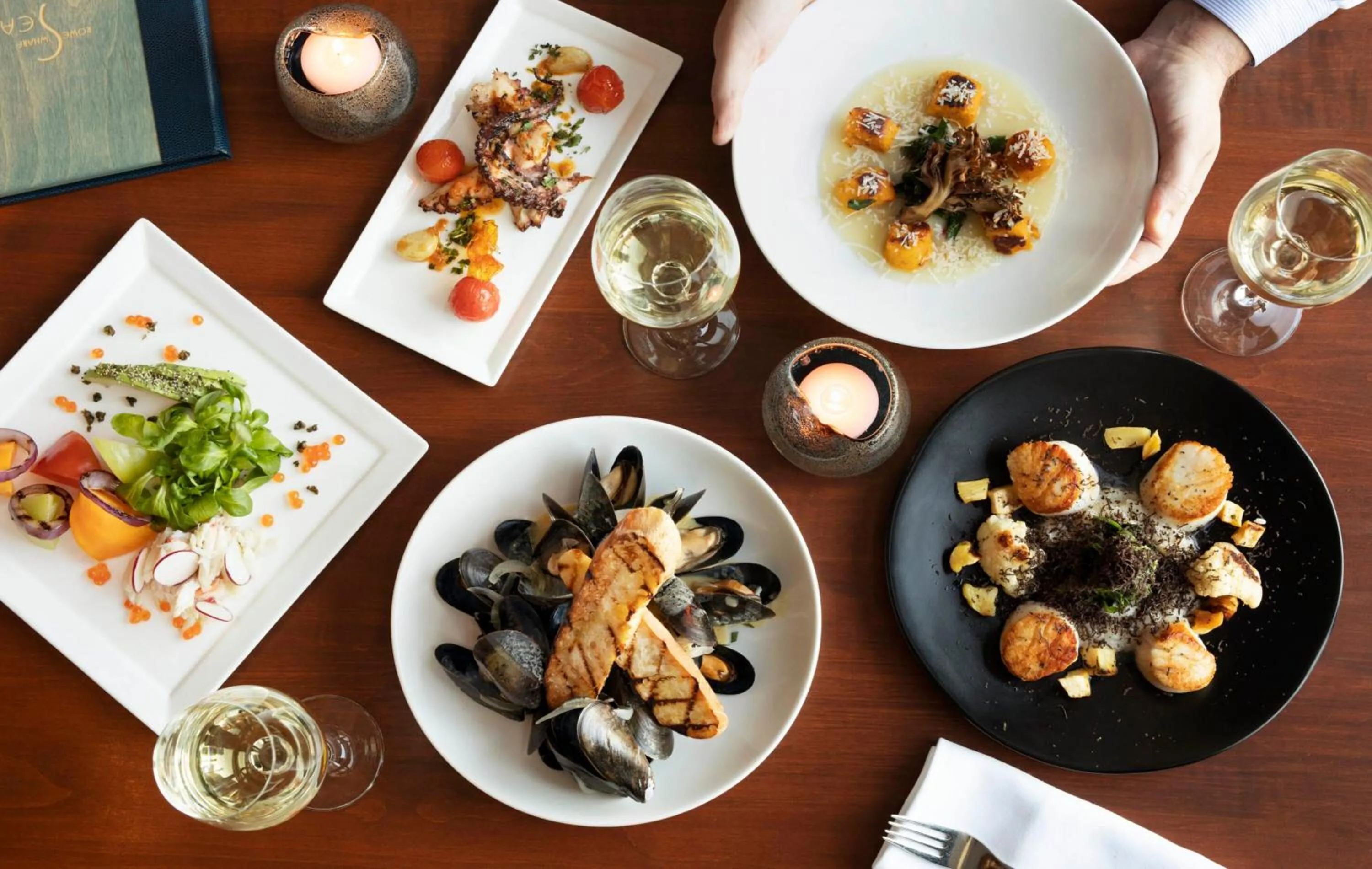 Food and drinks in Boston Harbor Hotel