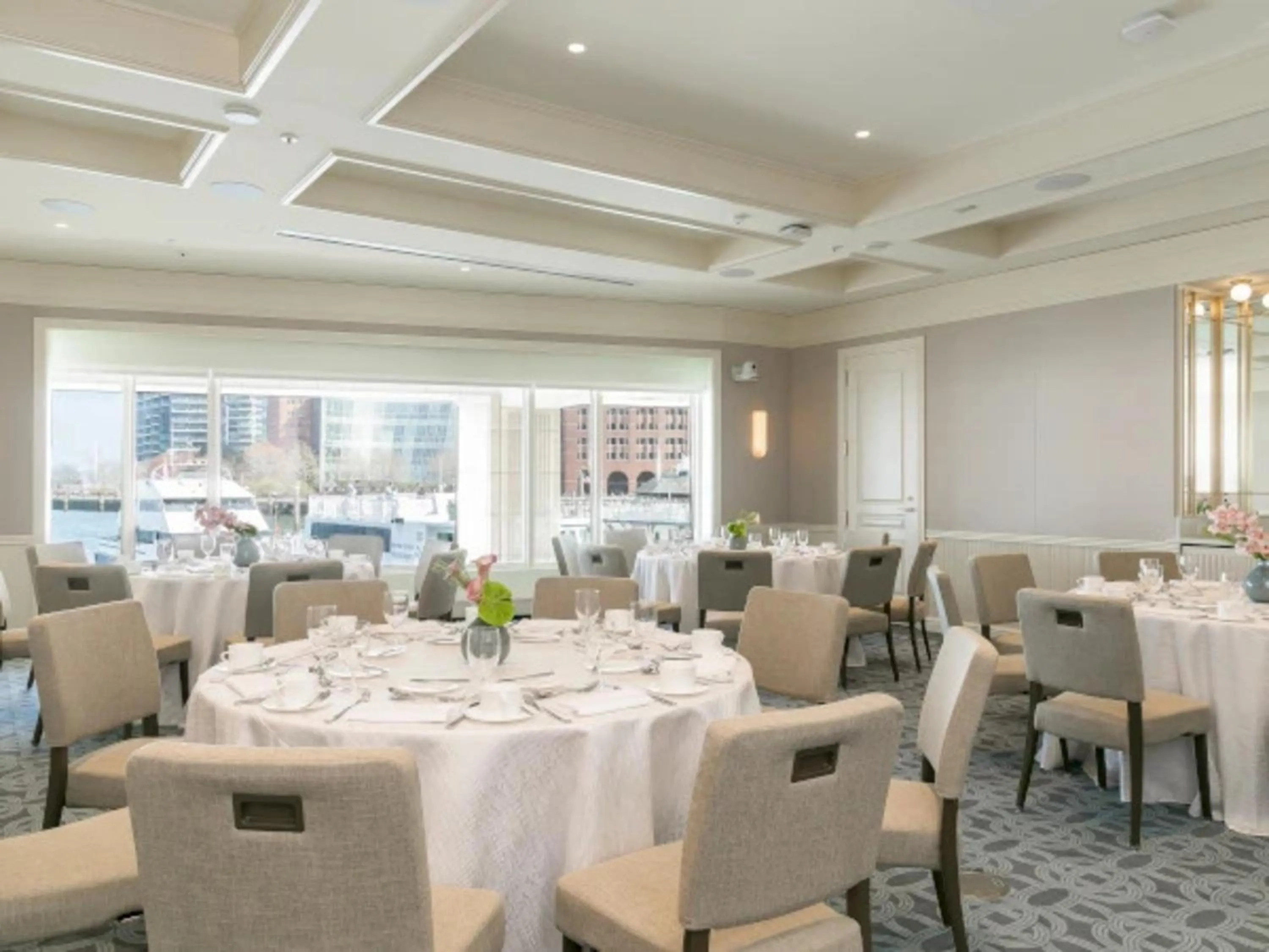 wedding in Boston Harbor Hotel