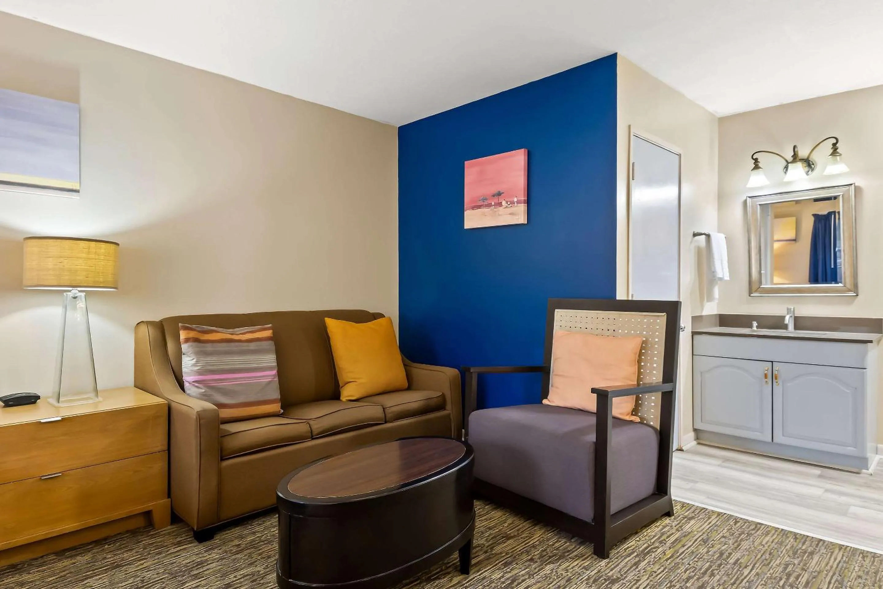 Bedroom in Rodeway Inn Oscoda
