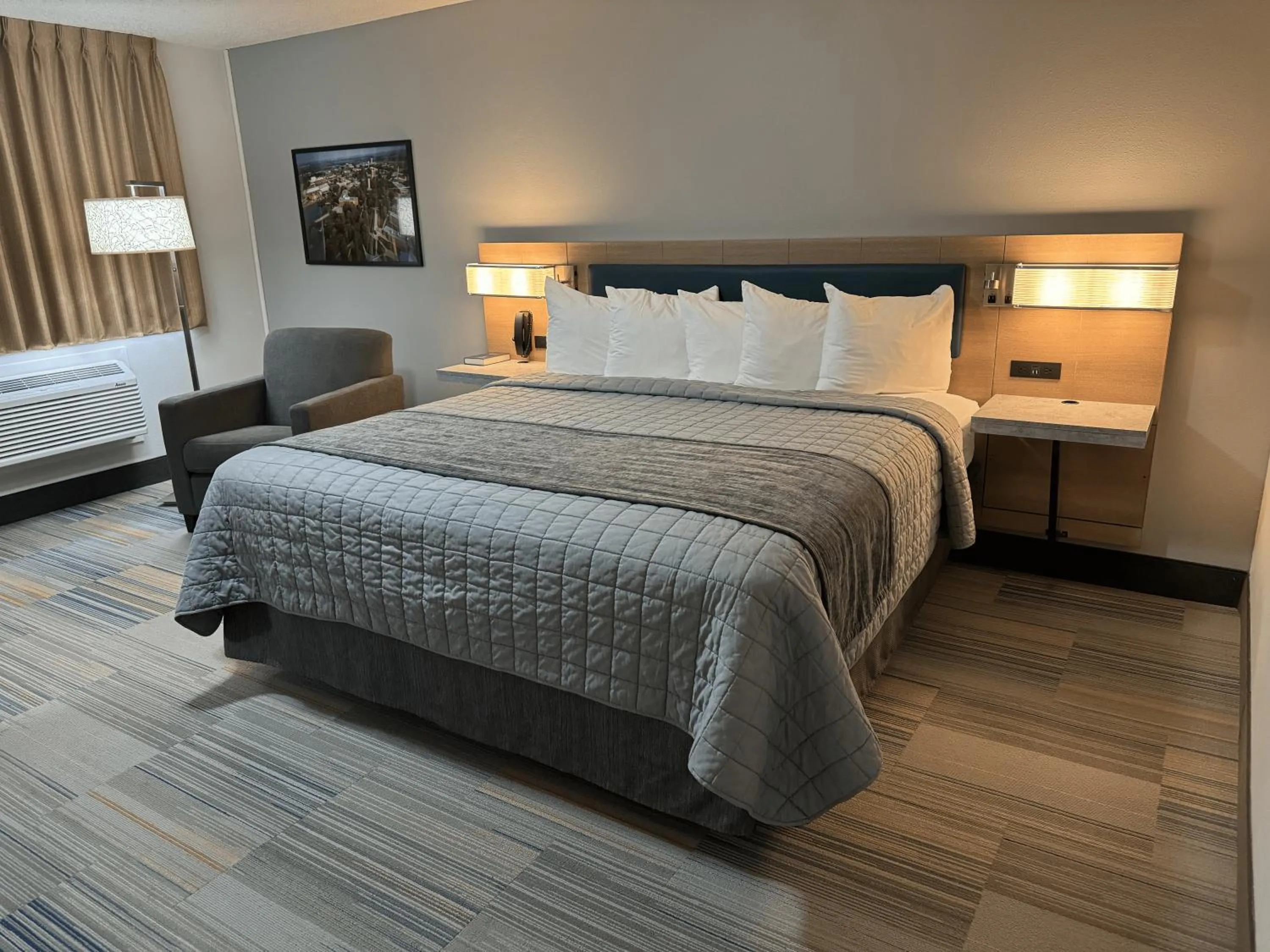 Bearcat Inn and Suites