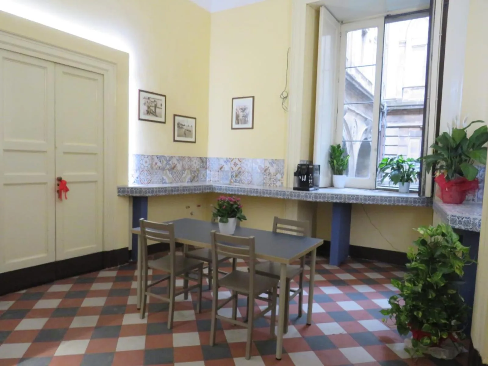 Lobby or reception in Let's B&B