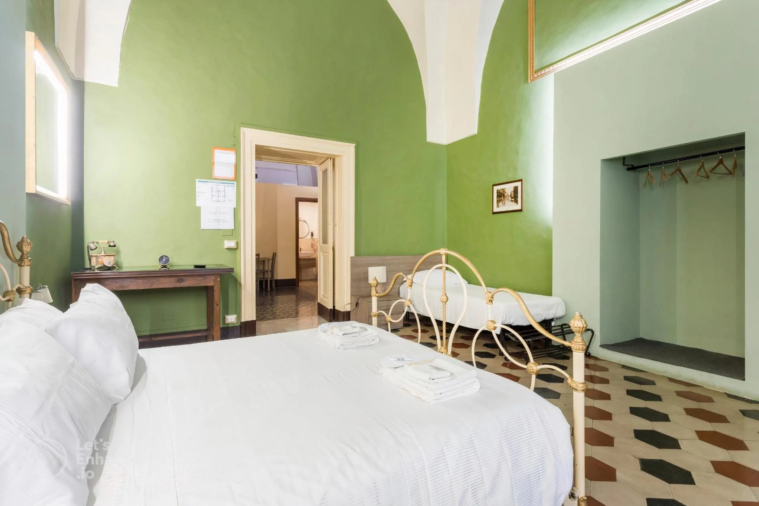 Bedroom, Bed in Let's B&B