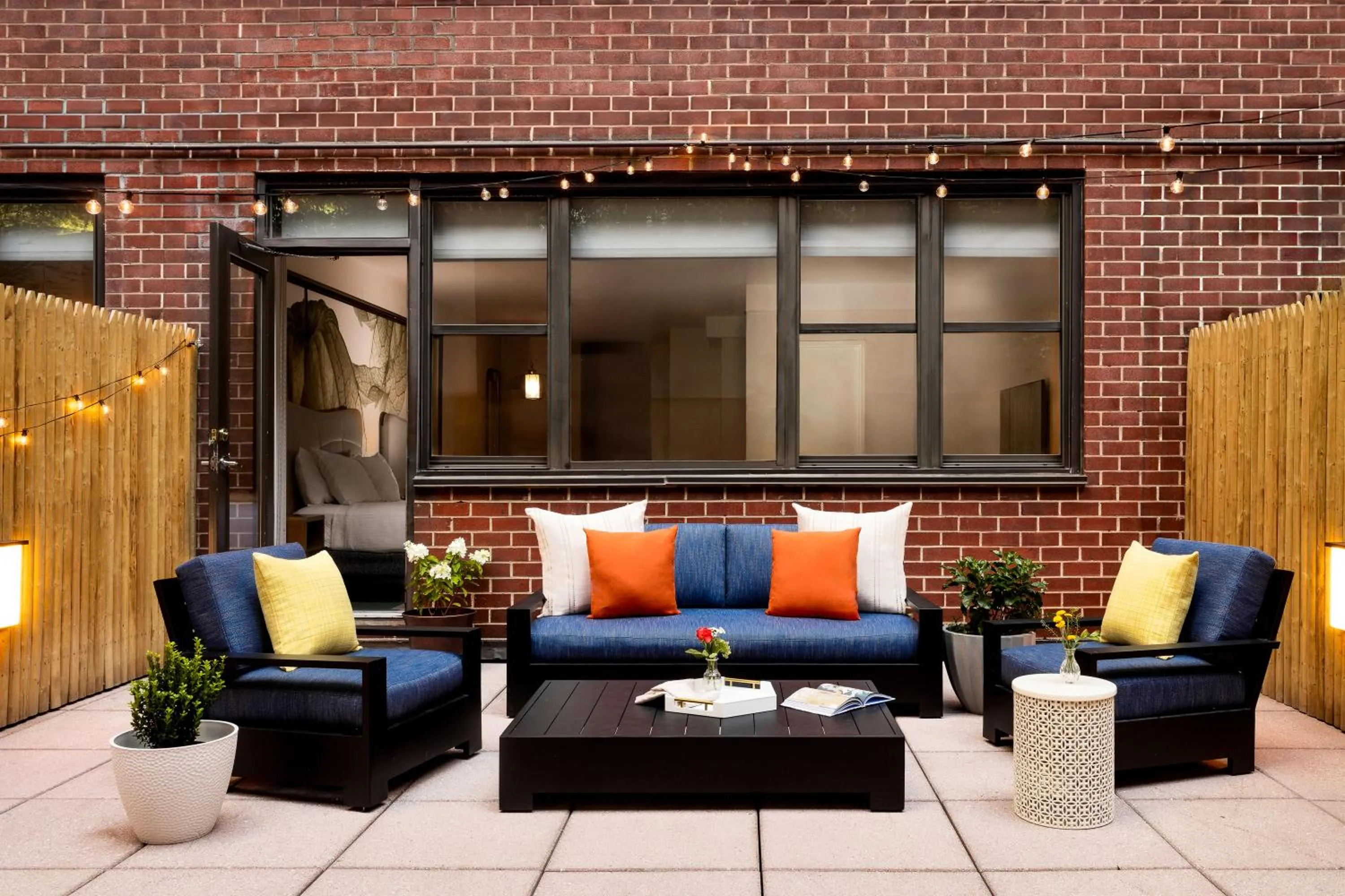 Patio in The Gardens Sonesta ES Suites New York