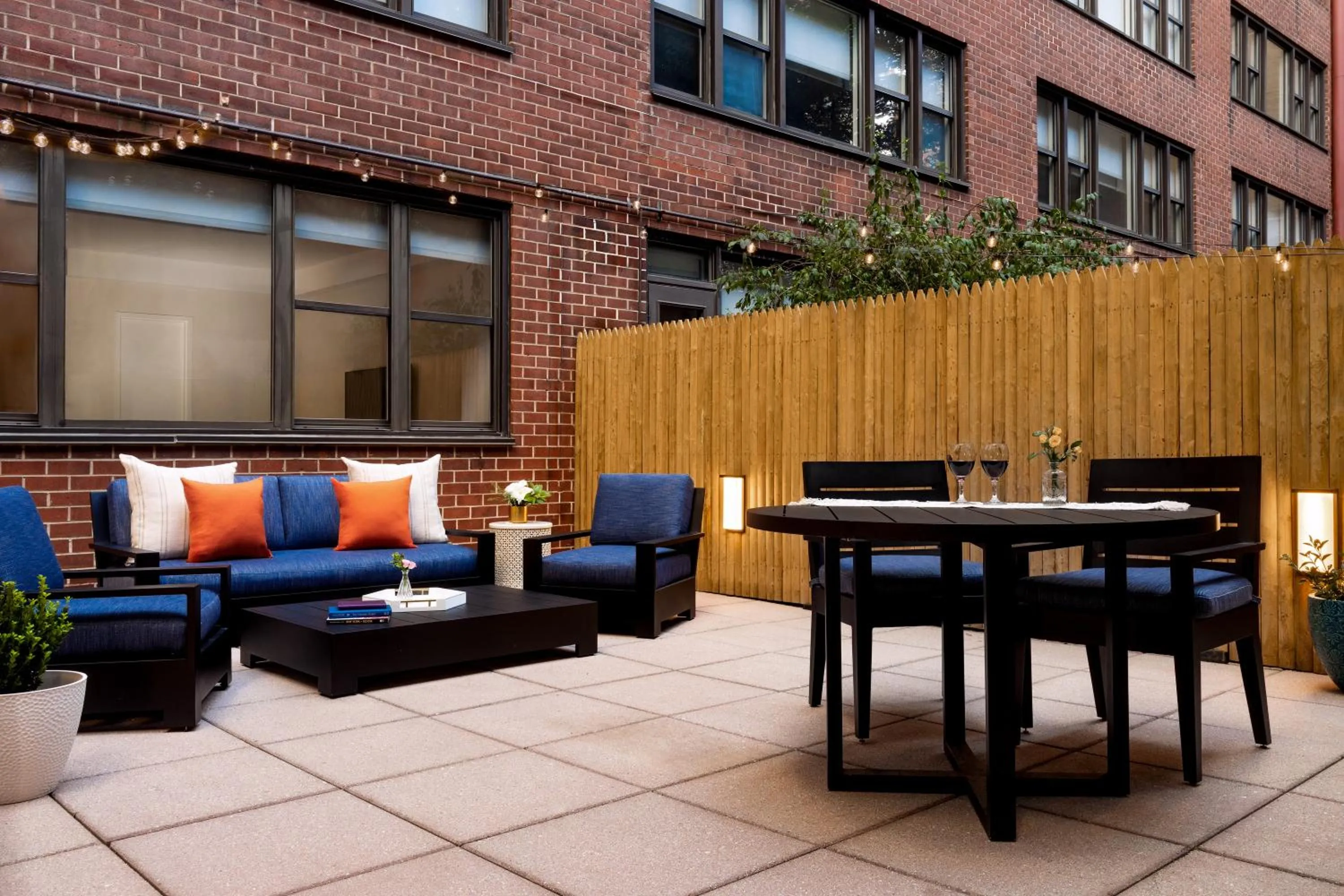 Patio in The Gardens Sonesta ES Suites New York