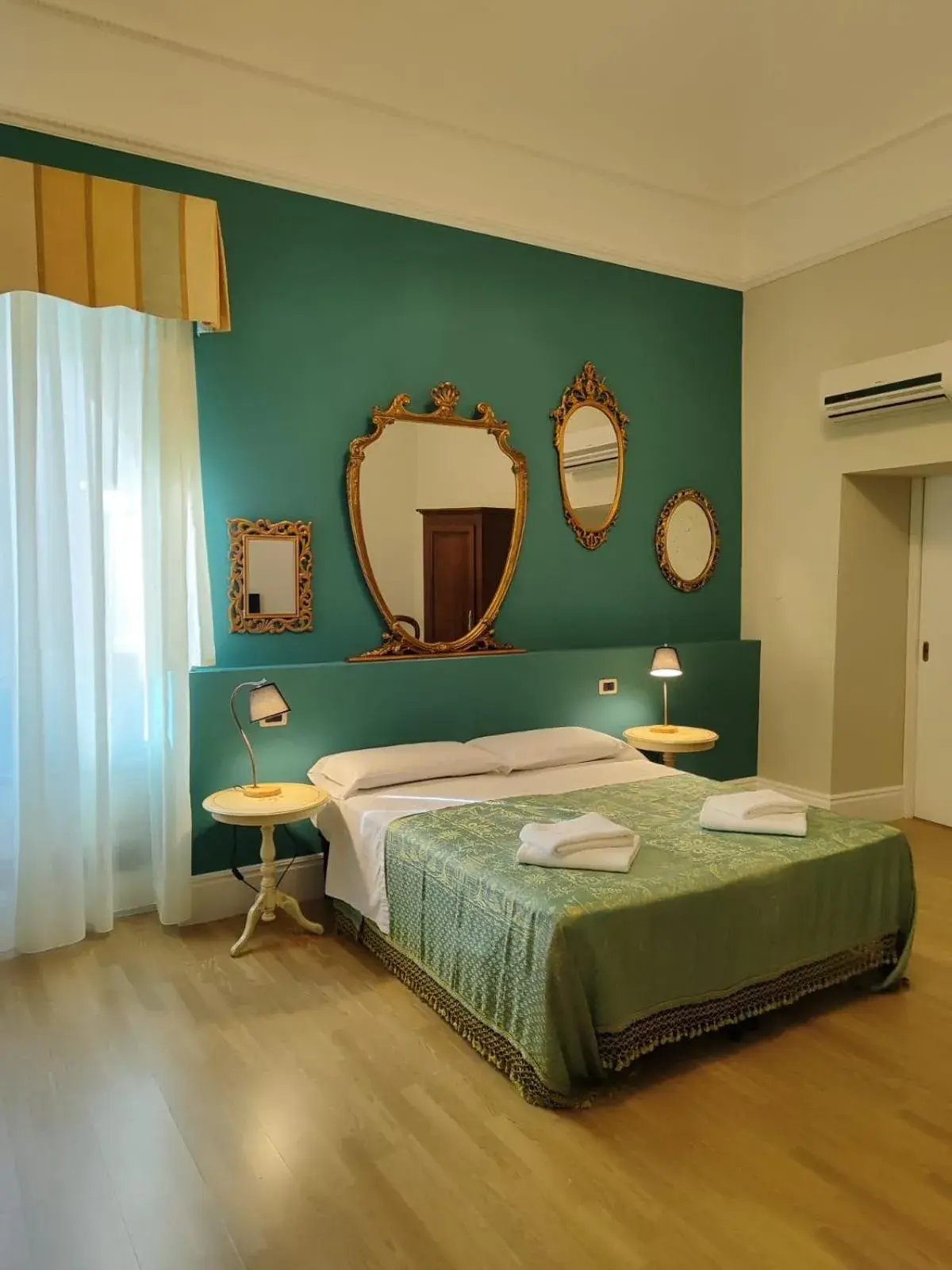 Double Room - single occupancy in Dimora Antica Pianella Double Room - single occupancy in Dimora Antica Pianella